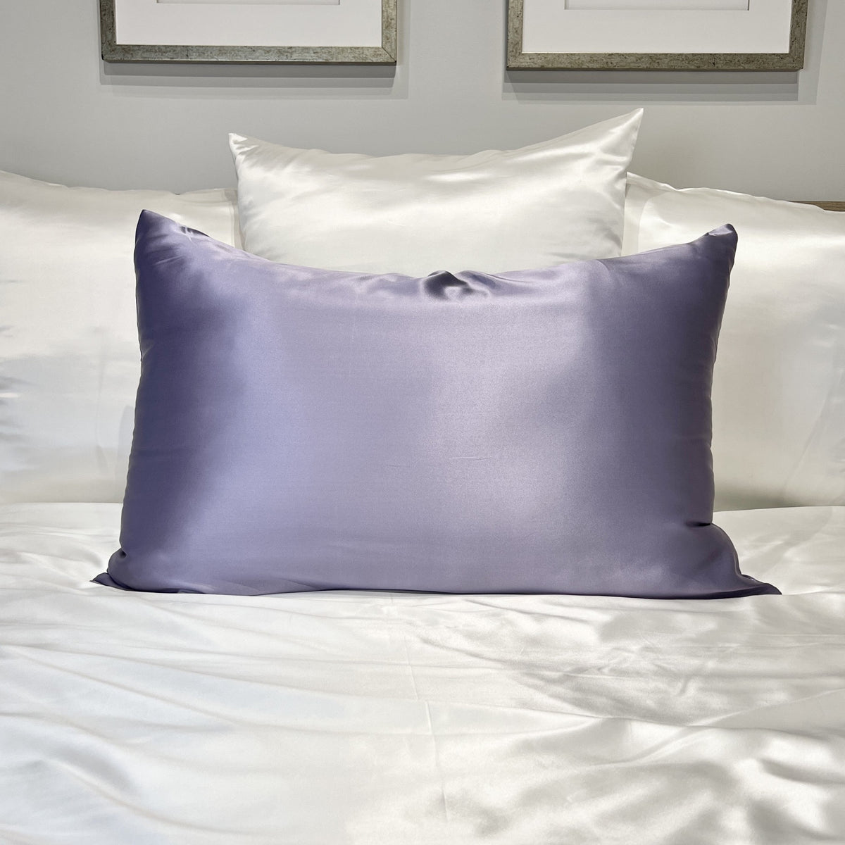 Front View of Mulberry Park Silks Deluxe 19 Momme Pure Silk Pillowcase in Lilac Color