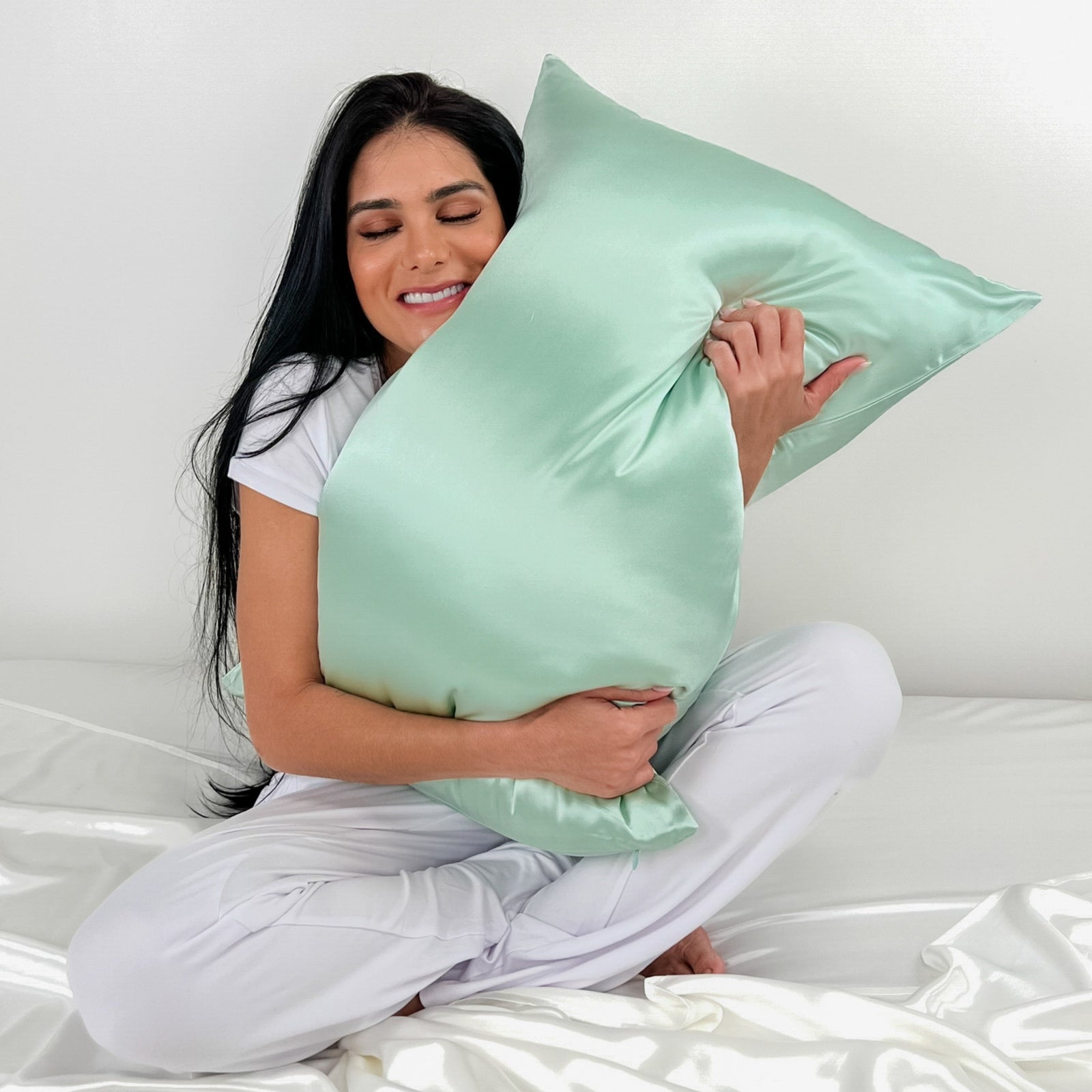 Green 19 Momme 100% Silk Pillowcase by Mulberry Park Silks with luxurious, smooth feel