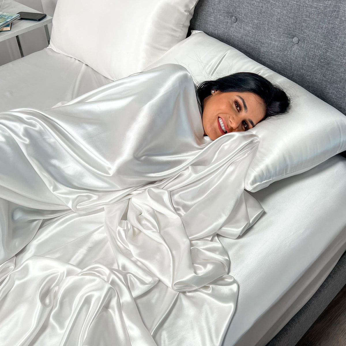 Mulberry Park Silks 22 Momme Flat Sheets - White