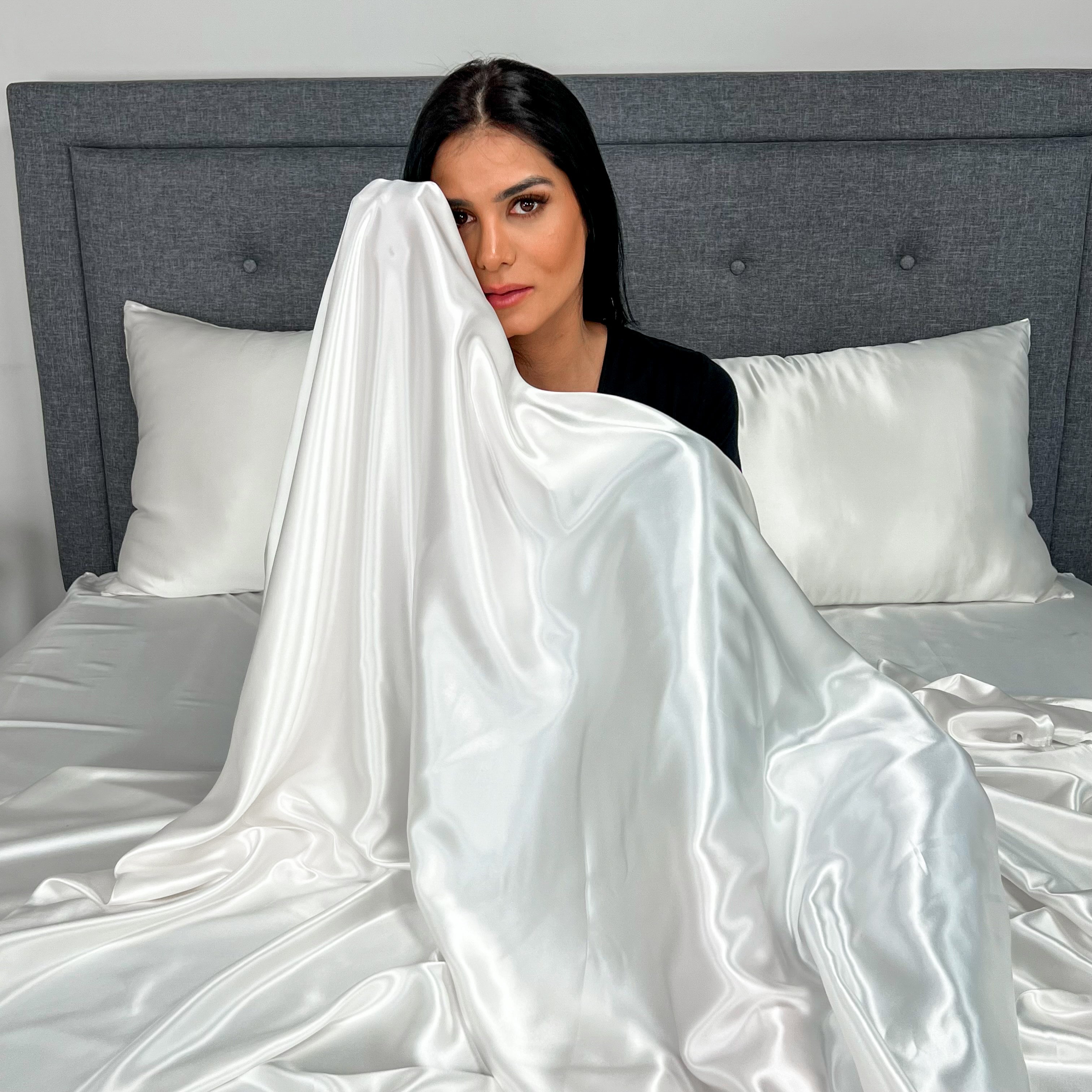22 Momme Mulberry Silk Flat Sheet (White) | Hypoallergenic