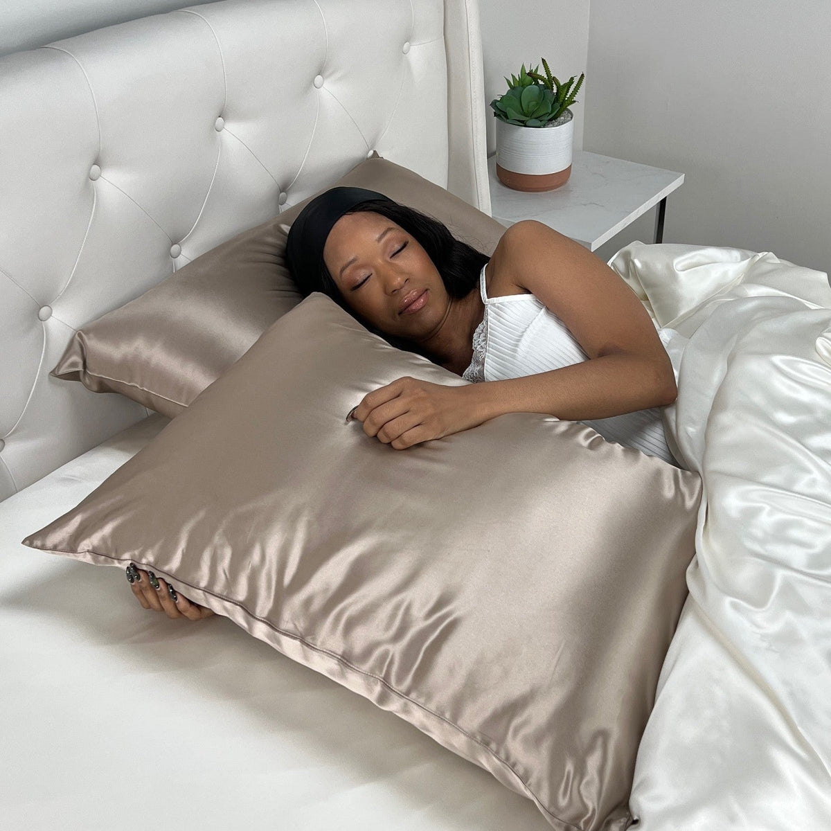 Soft Taupe Silk Pillowcase with a Lustrous Sheen, Offering a Smooth and Luxurious Touch