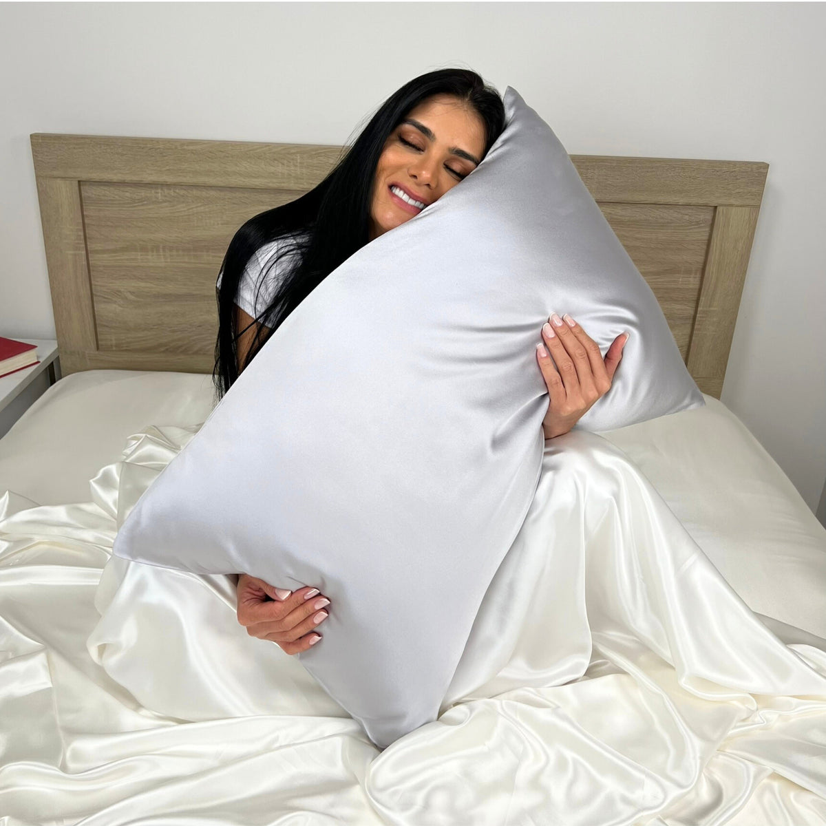 100% Pure Silver Mulberry Silk Pillowcase, Ultra-Soft & Luxurious for Hair & Skin