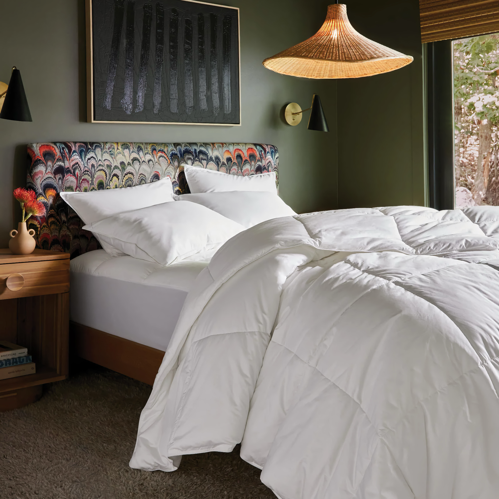 Bed with Peacock Alley Canadian White Down 850 Fill Power Duvet Inserts