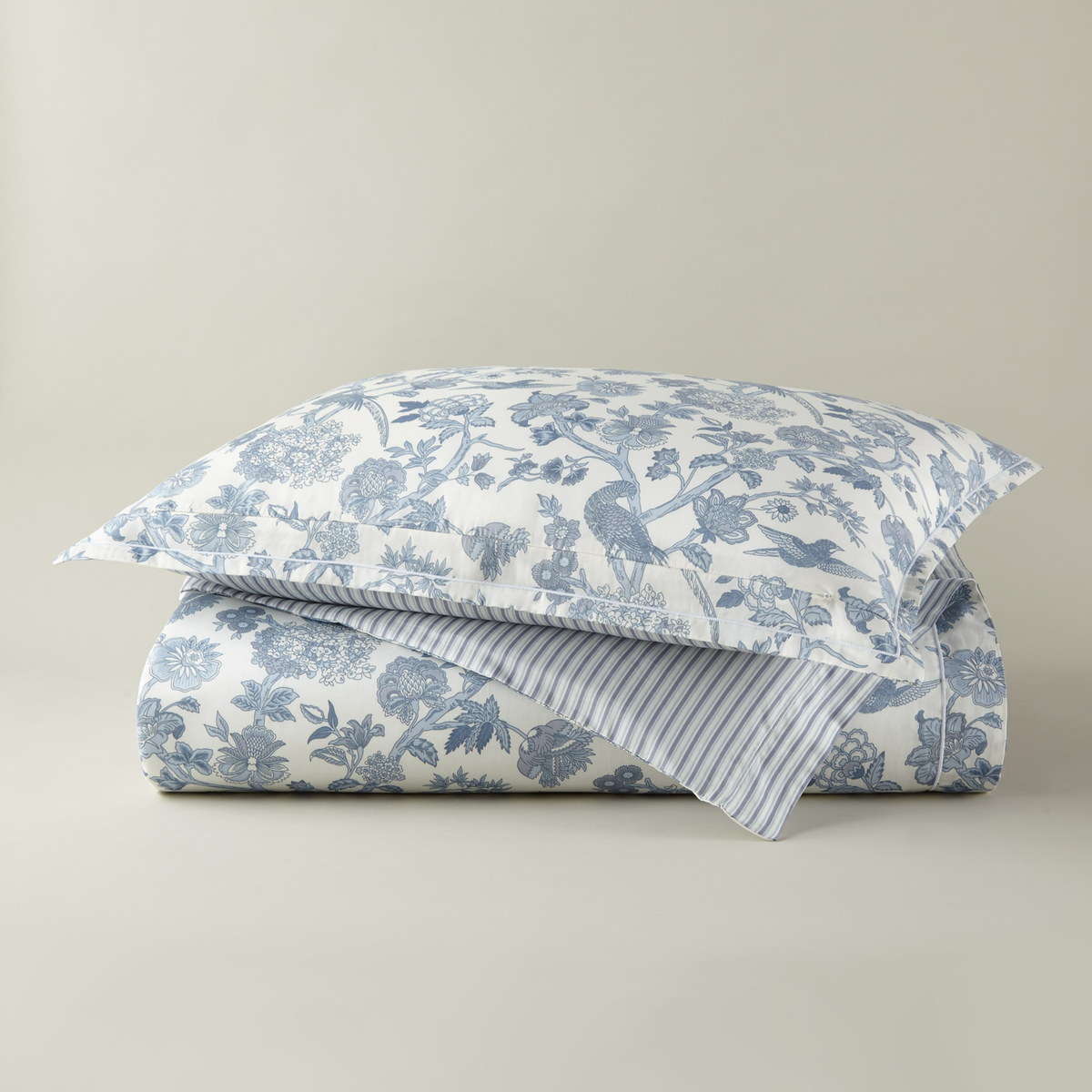 Peacock Alley Highgrove Toile Duvet Set in Wedgewood