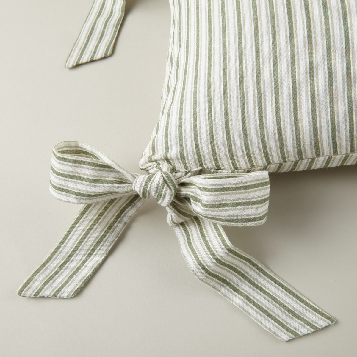 Corner Detail of Moss Peacock Alley Oblong Bow Pillow