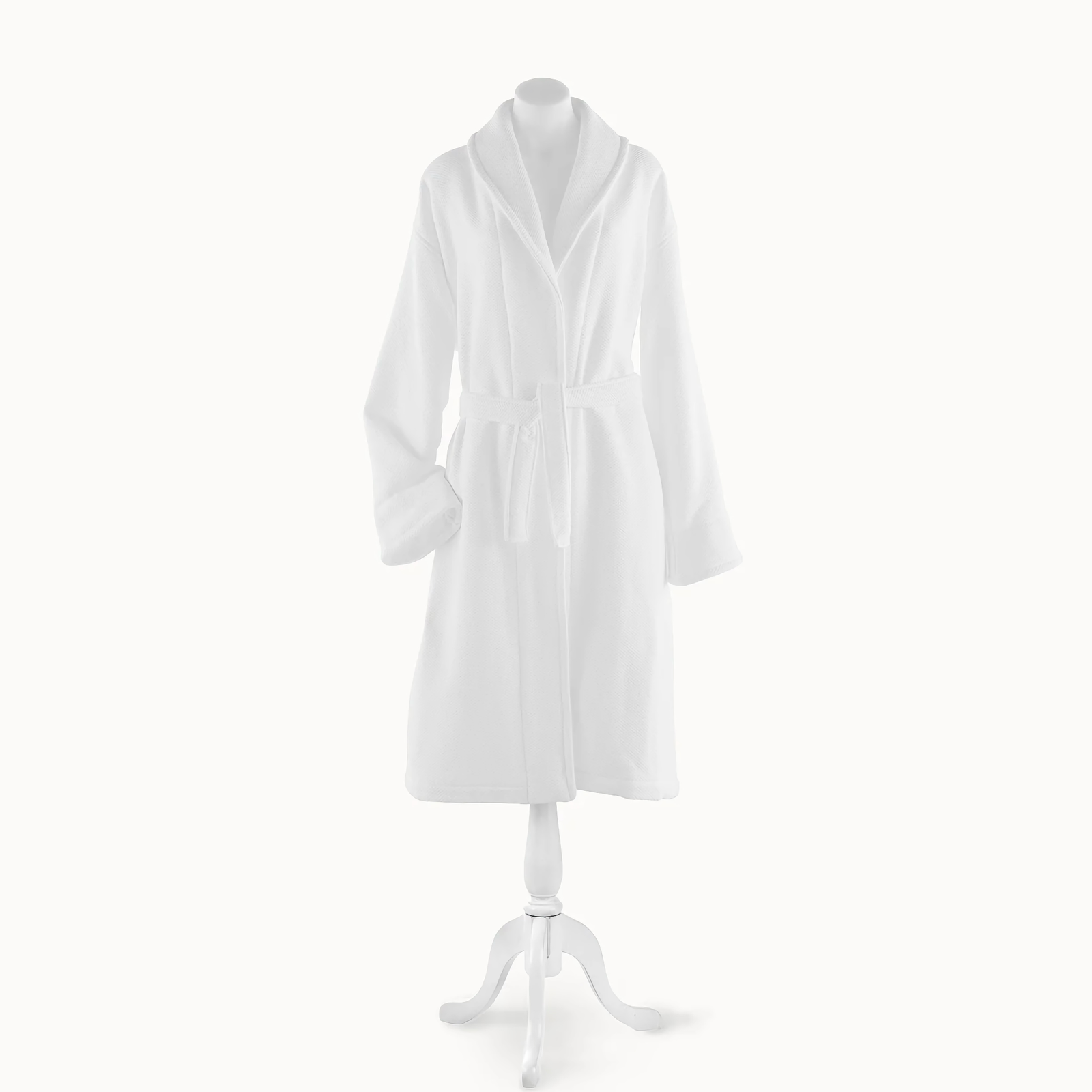 White Peacock Alley Spa Bath Robe in Standee