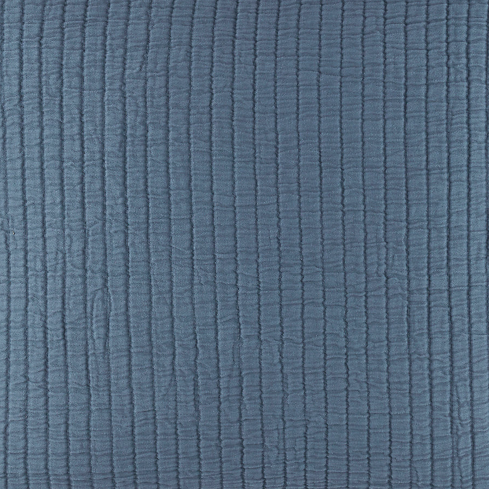 Bed in Ink Color Pine Cone Hill Boyfriend Matelassé Coverlet & Shams