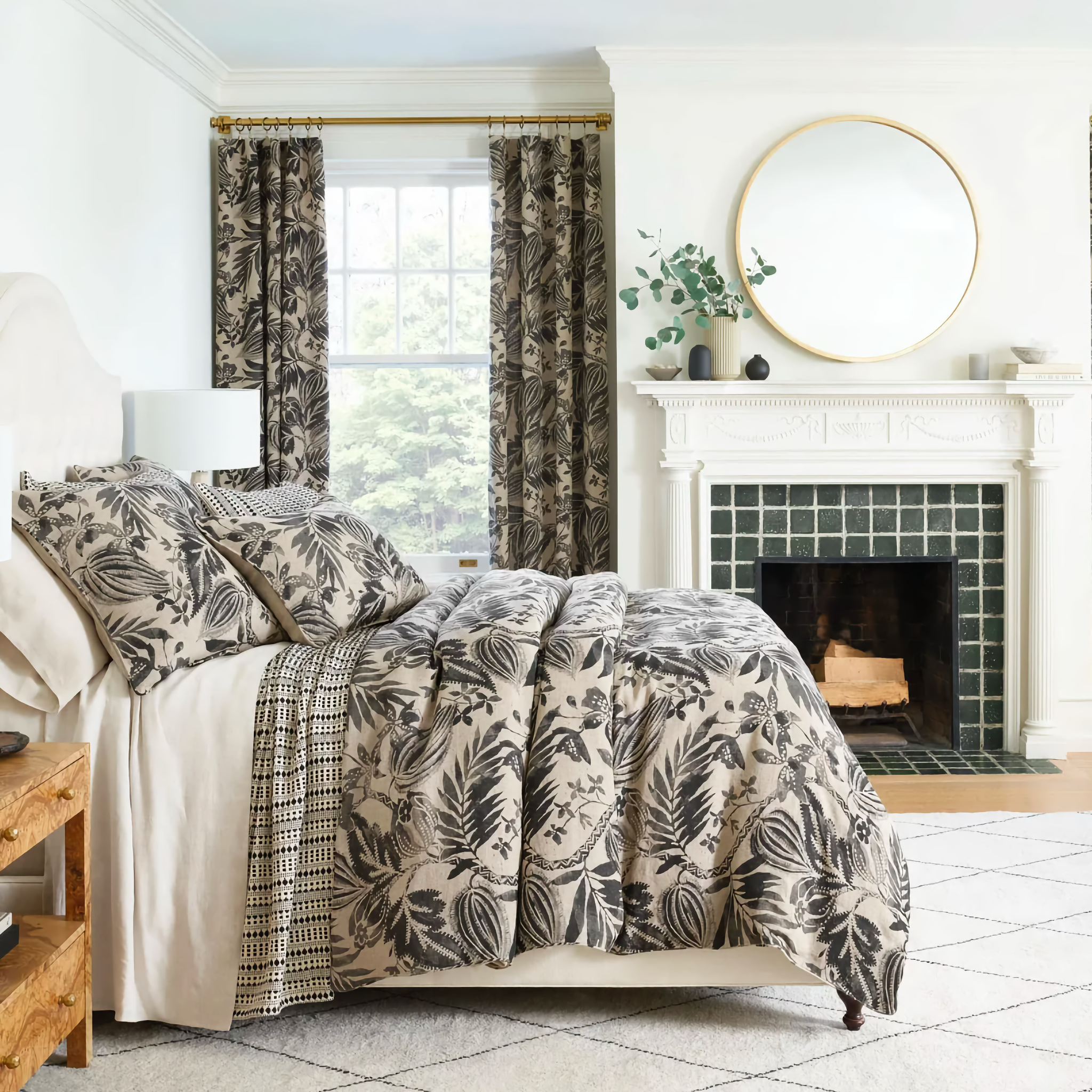 Pine Cone Hill Fira Jacquard Coverlet and Shams (Black) | FLandB