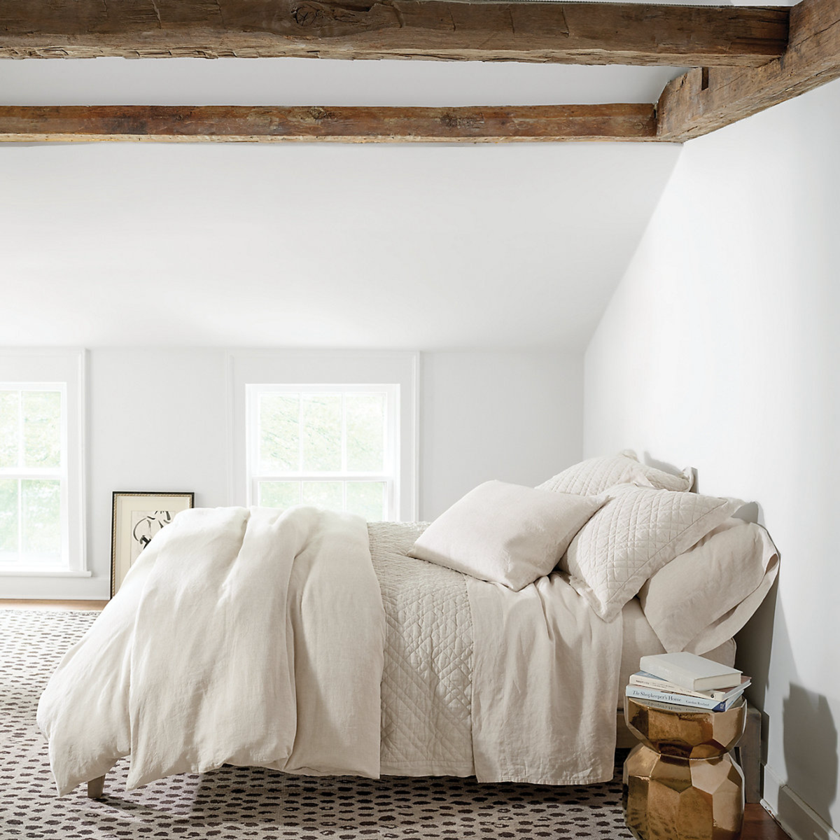 Coordinate of Natural Pine Cone Hill Lush Linen Bedding