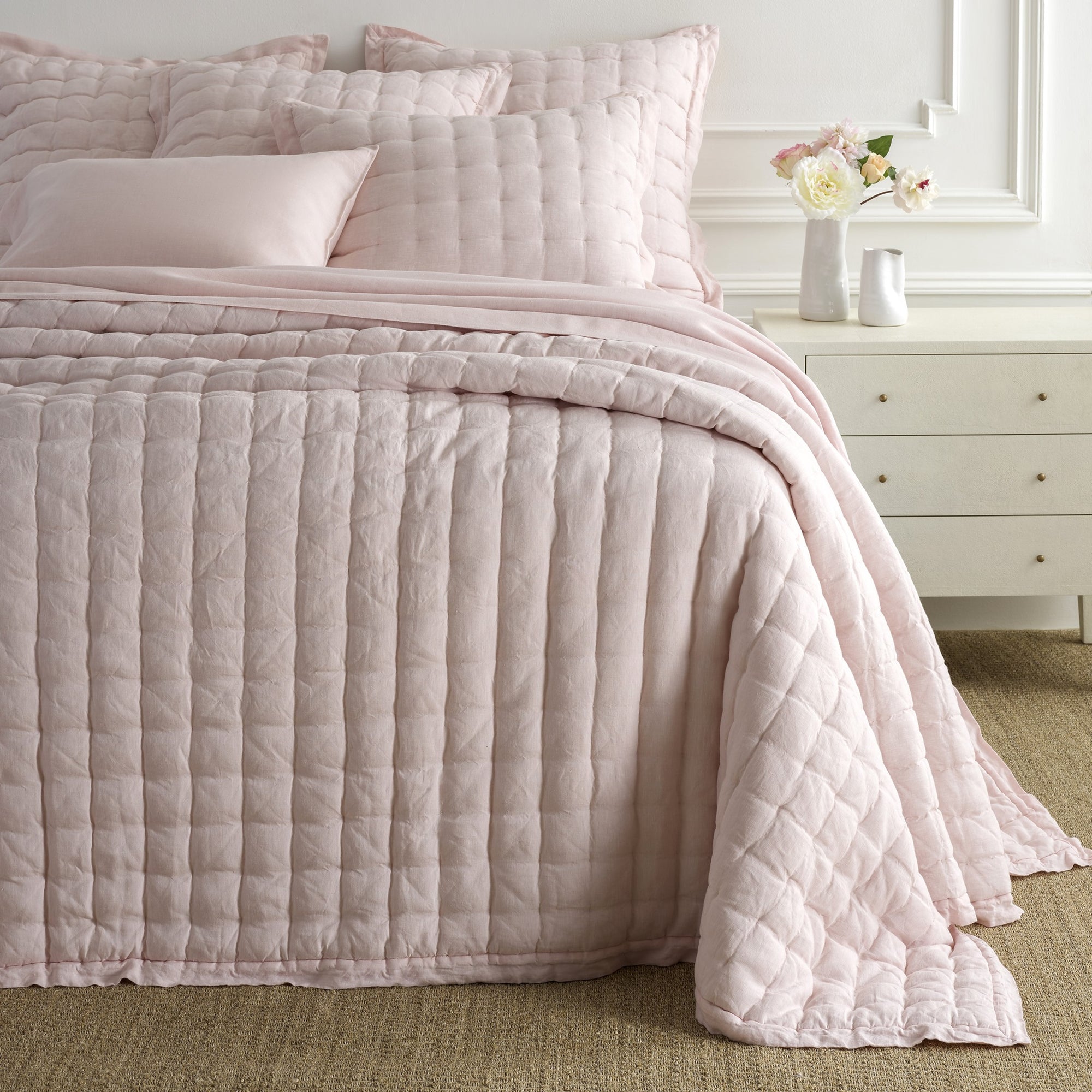 Bed Dressed in Pine Cone Hill Lush Linen Puff in Color Slipper Pink