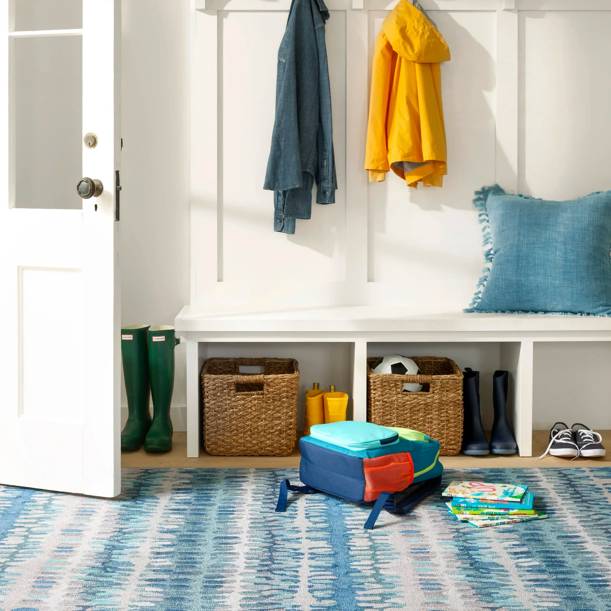 Entrance Floor with Pine Cone Hill Paint Chip Machine Washable Rug in Blue