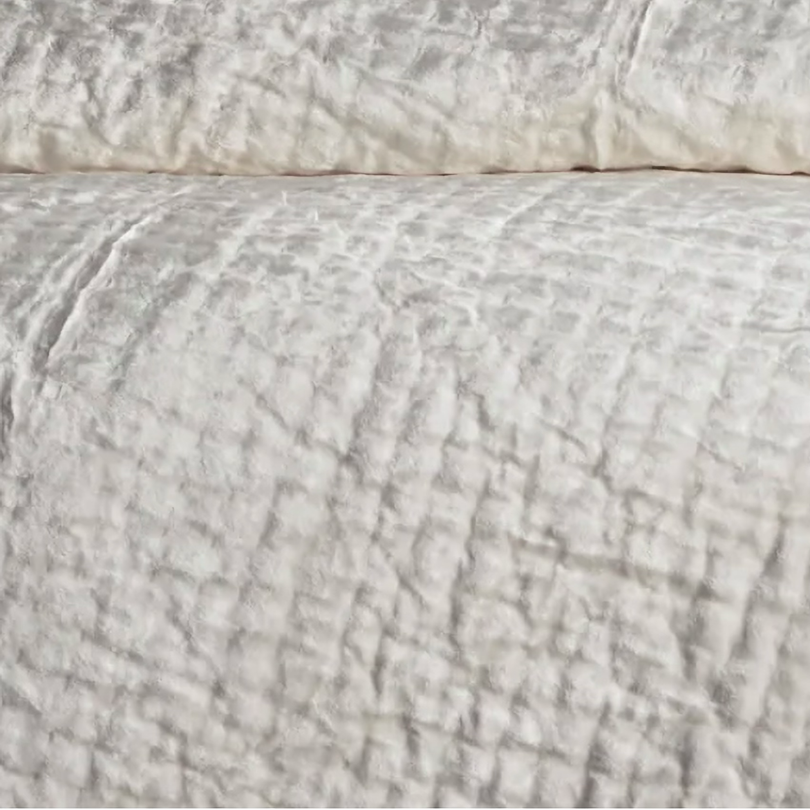 Pine Cone Hill Parisienne Velvet Quilt and Shams in Dove White