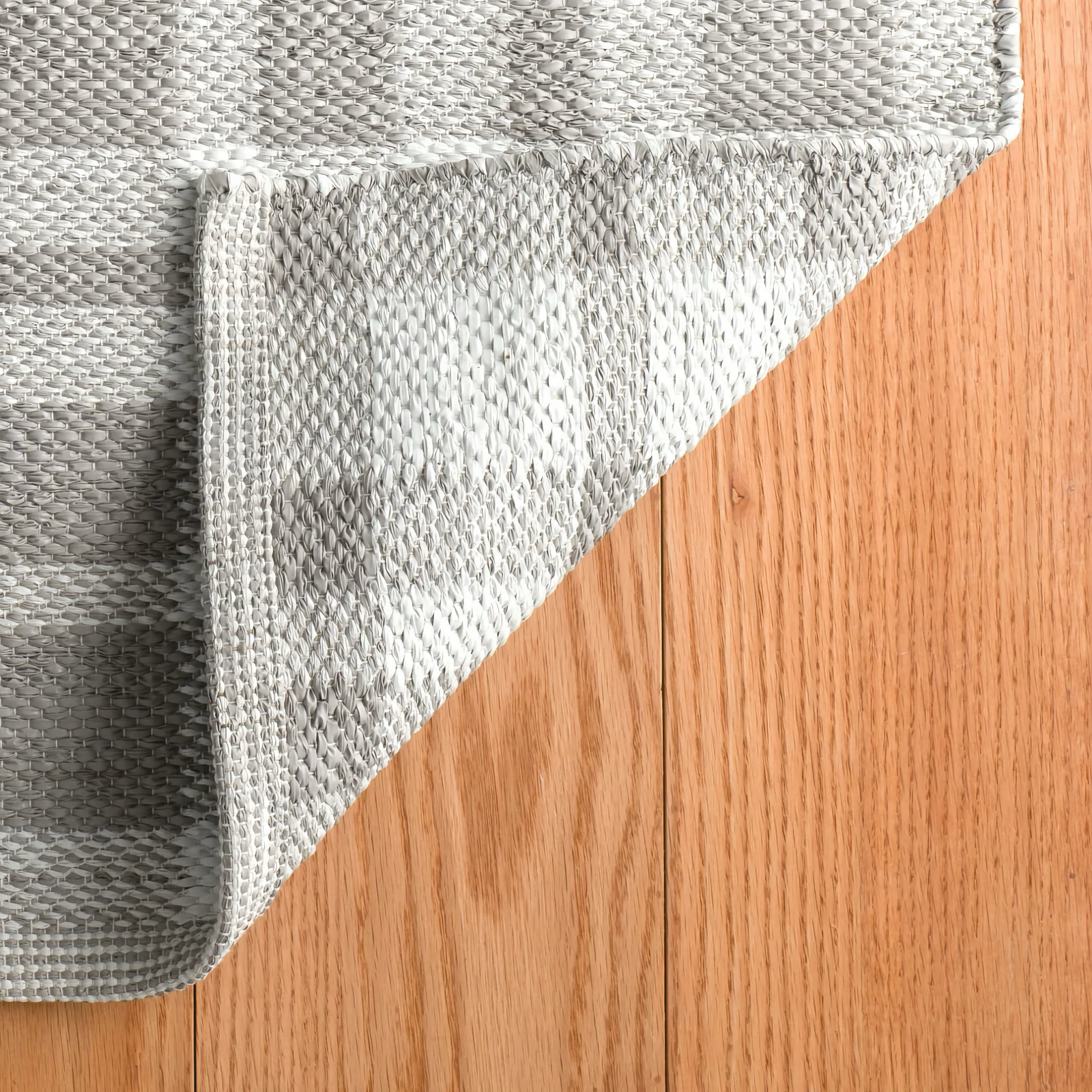 Pine Cone Hill Tattersall Handwoven Indoor and Outdoor Rug in Grey