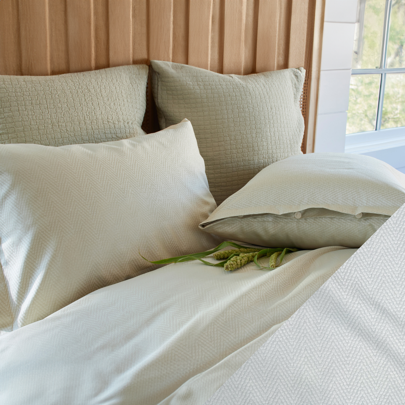 Closeup of SDH Aden Bedding with Argento Swatch