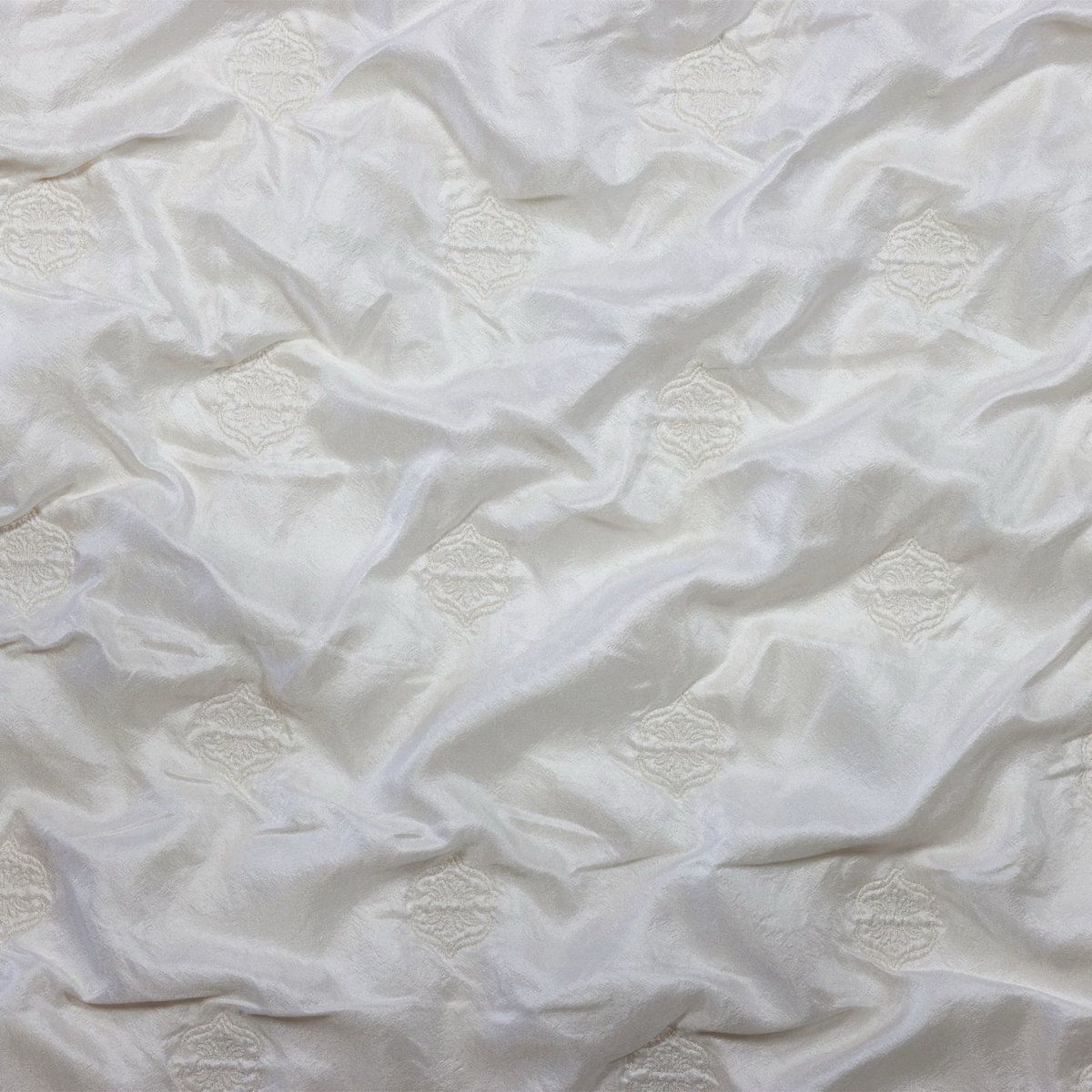 Fabric Closeup of SDH Anna Bedding in Snow