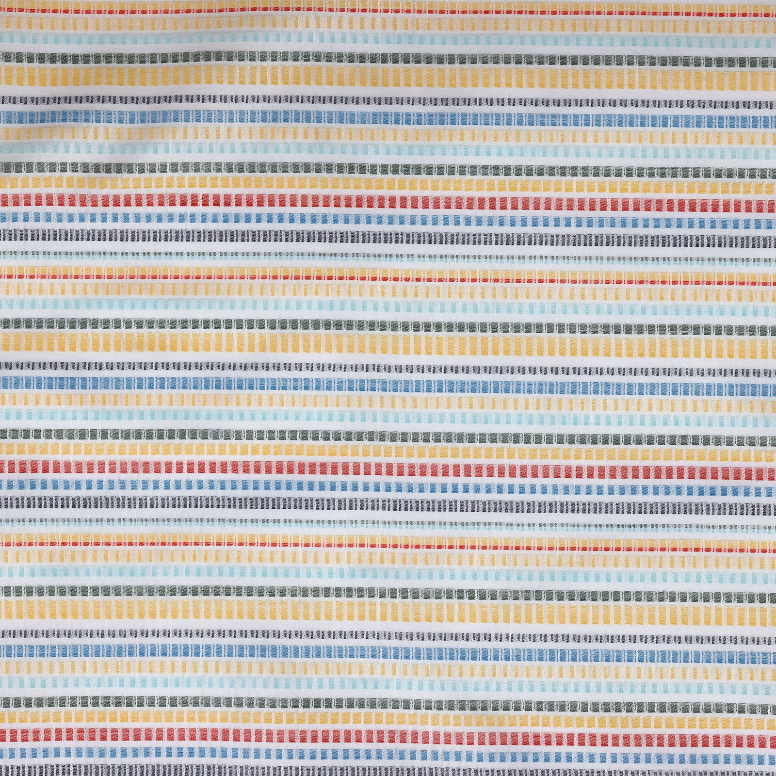 Confetti Rio duvet cover with decorative pillows