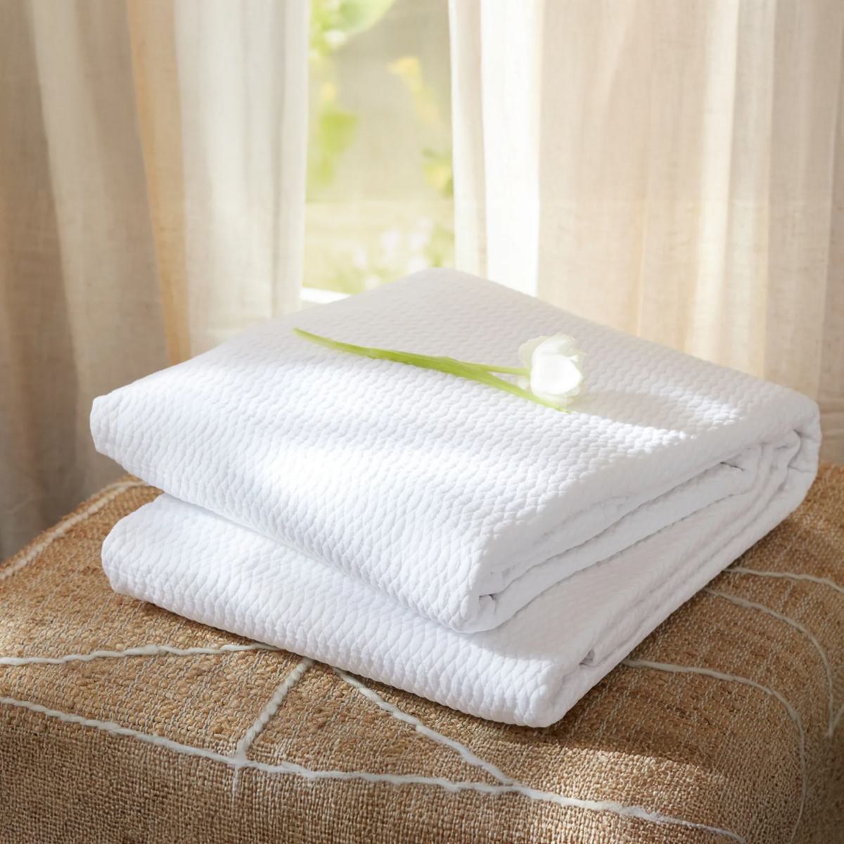 Folded SDH Corfu Bedding in White