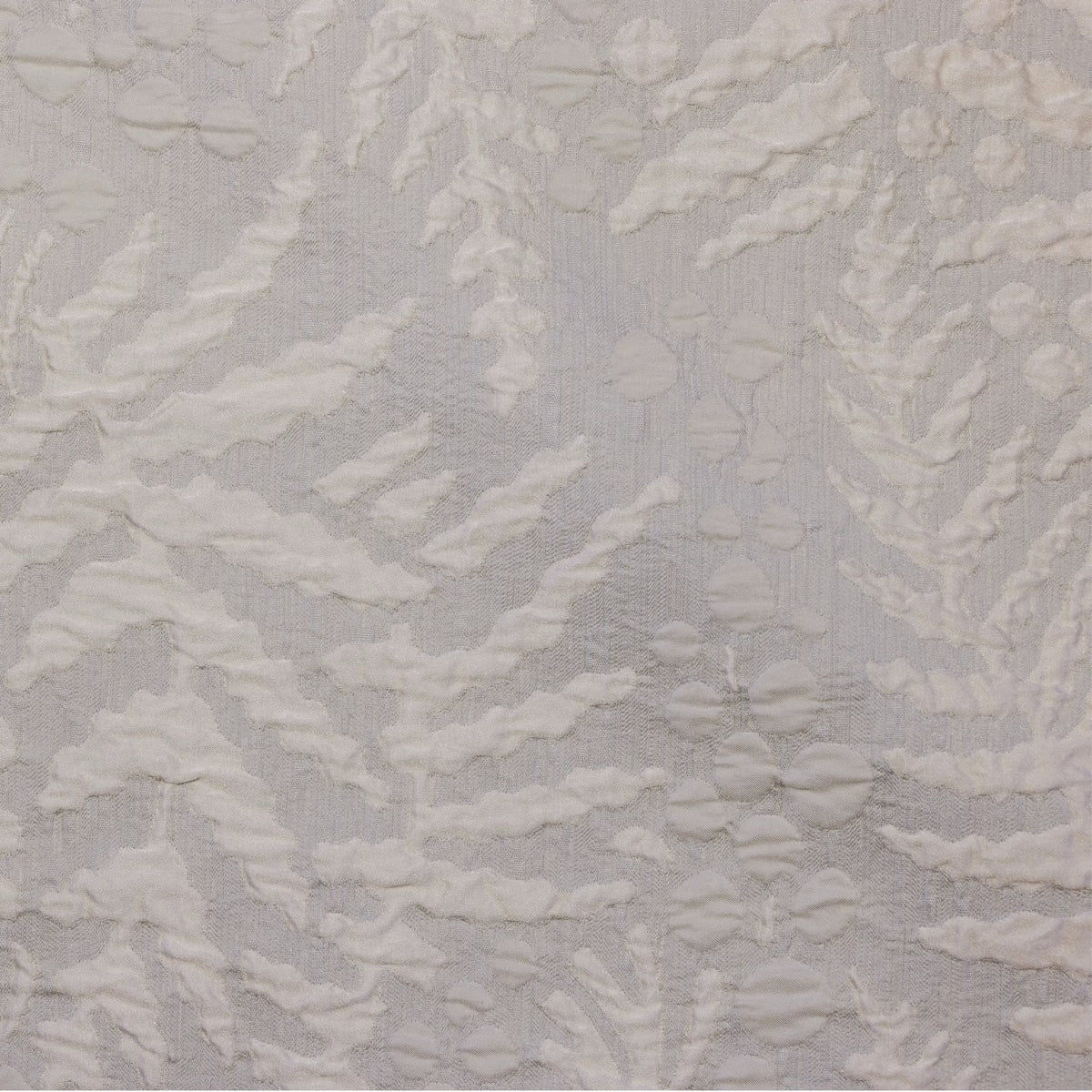 Swatch Sample of SDH Filice Bedding in Argento