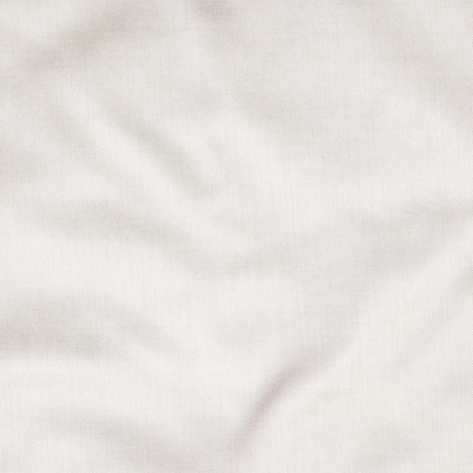 SDH Julia Bedding with Fawn Ice Swatch