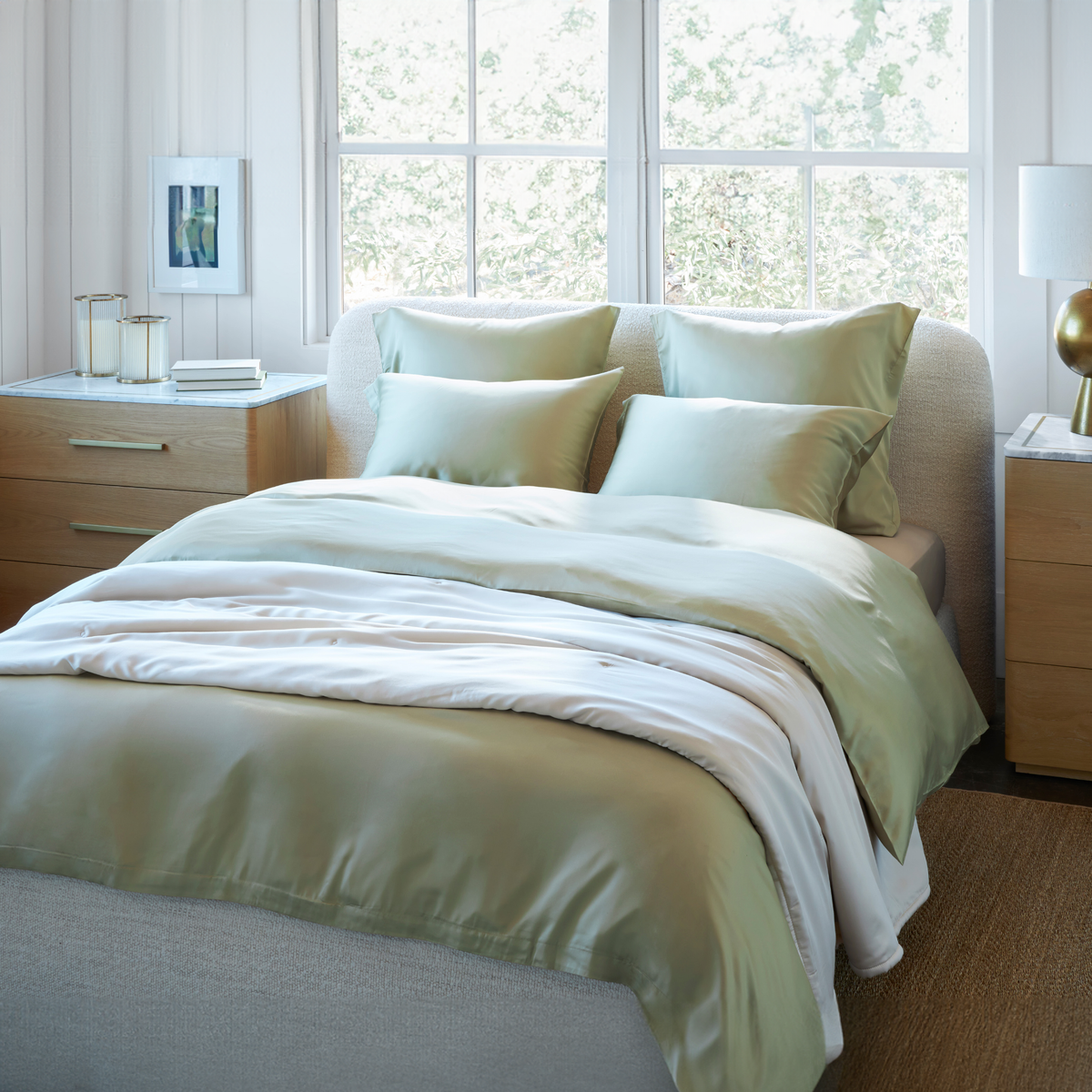 Bed in Sage SDH Legna Classic Bedding