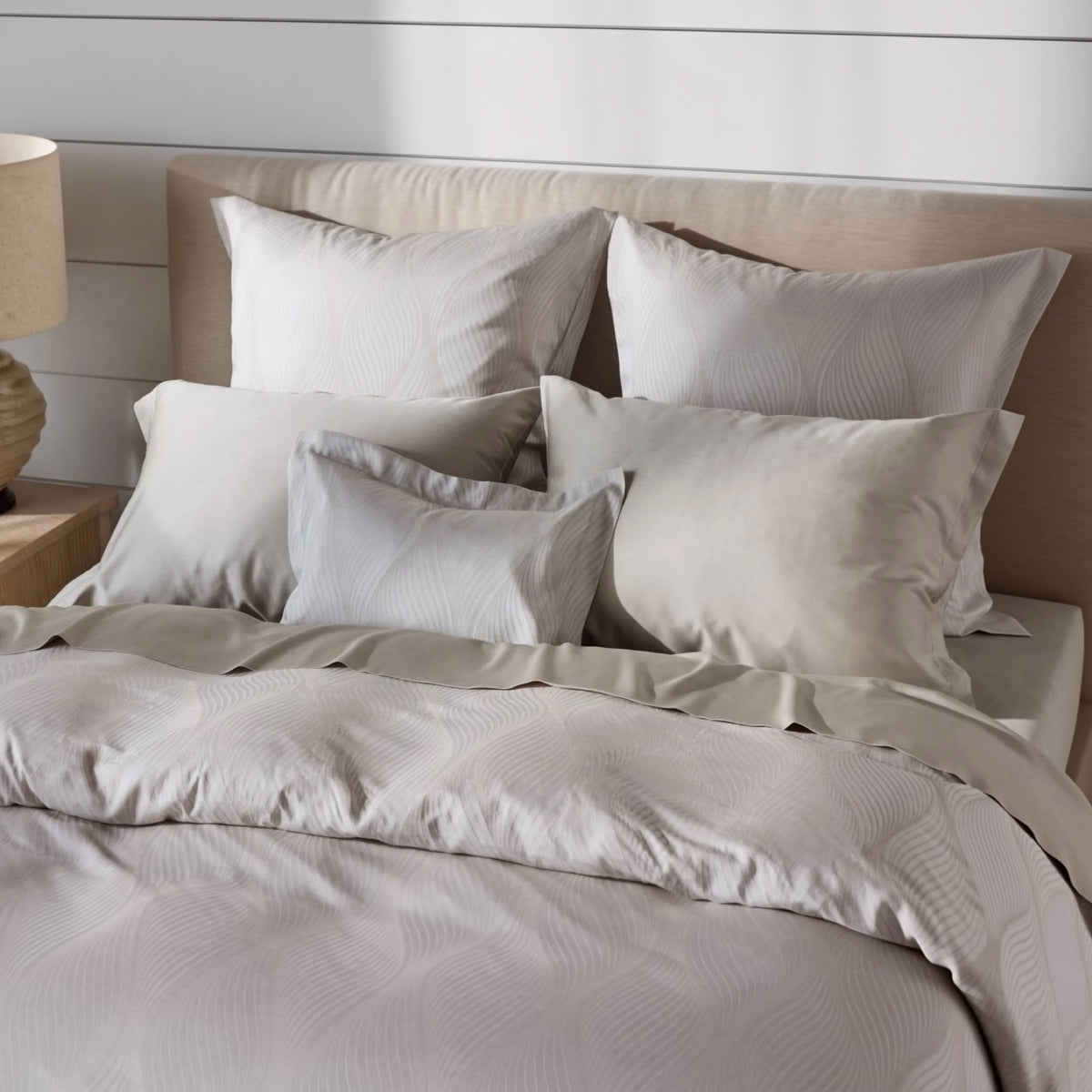 Bed fixed with SDH Legna Serafina Bedding in Biscotti color
