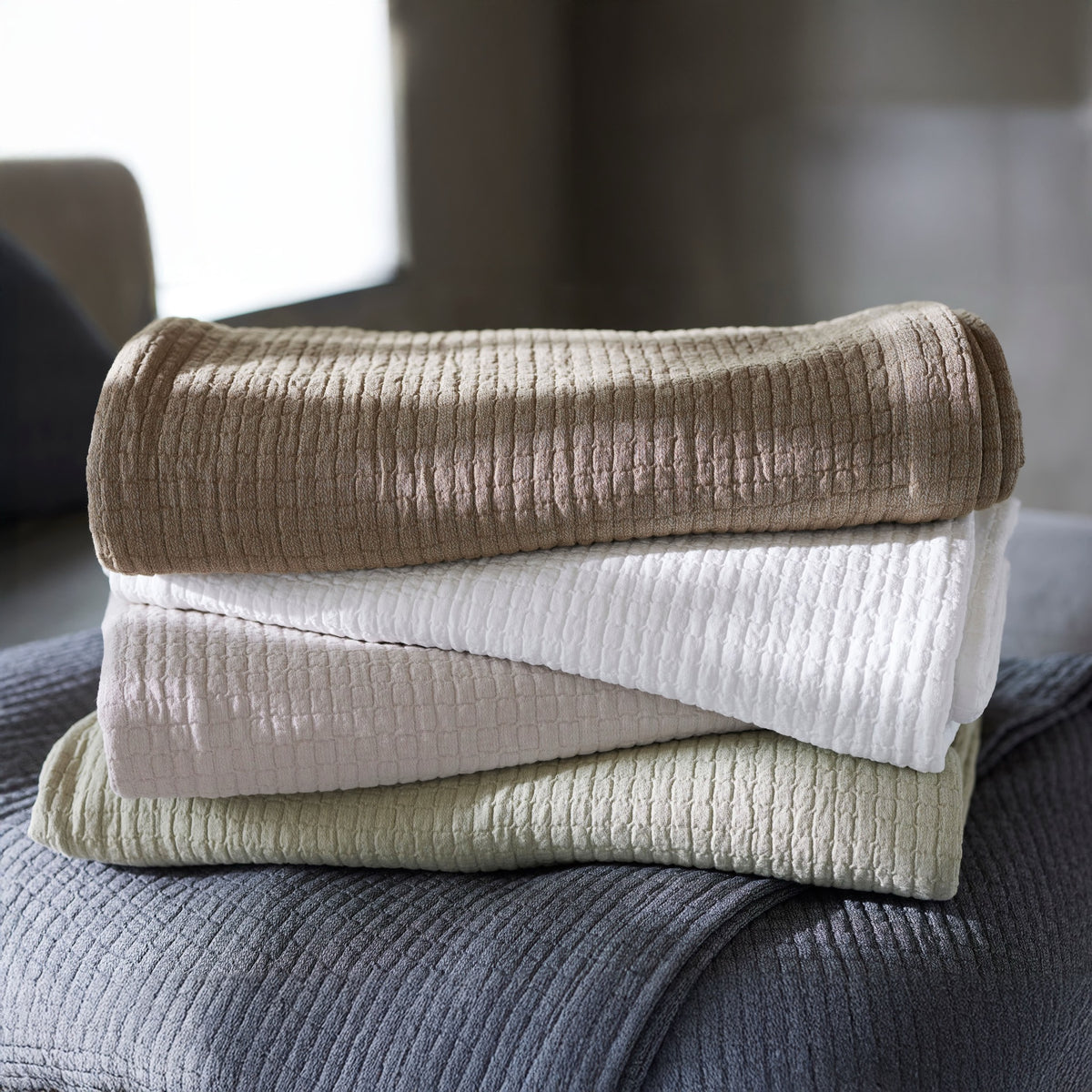 Colors from top to bottom, Piani Oregano, Piani Stucco, Piani Latte, Piani Nilo, Piani Flint