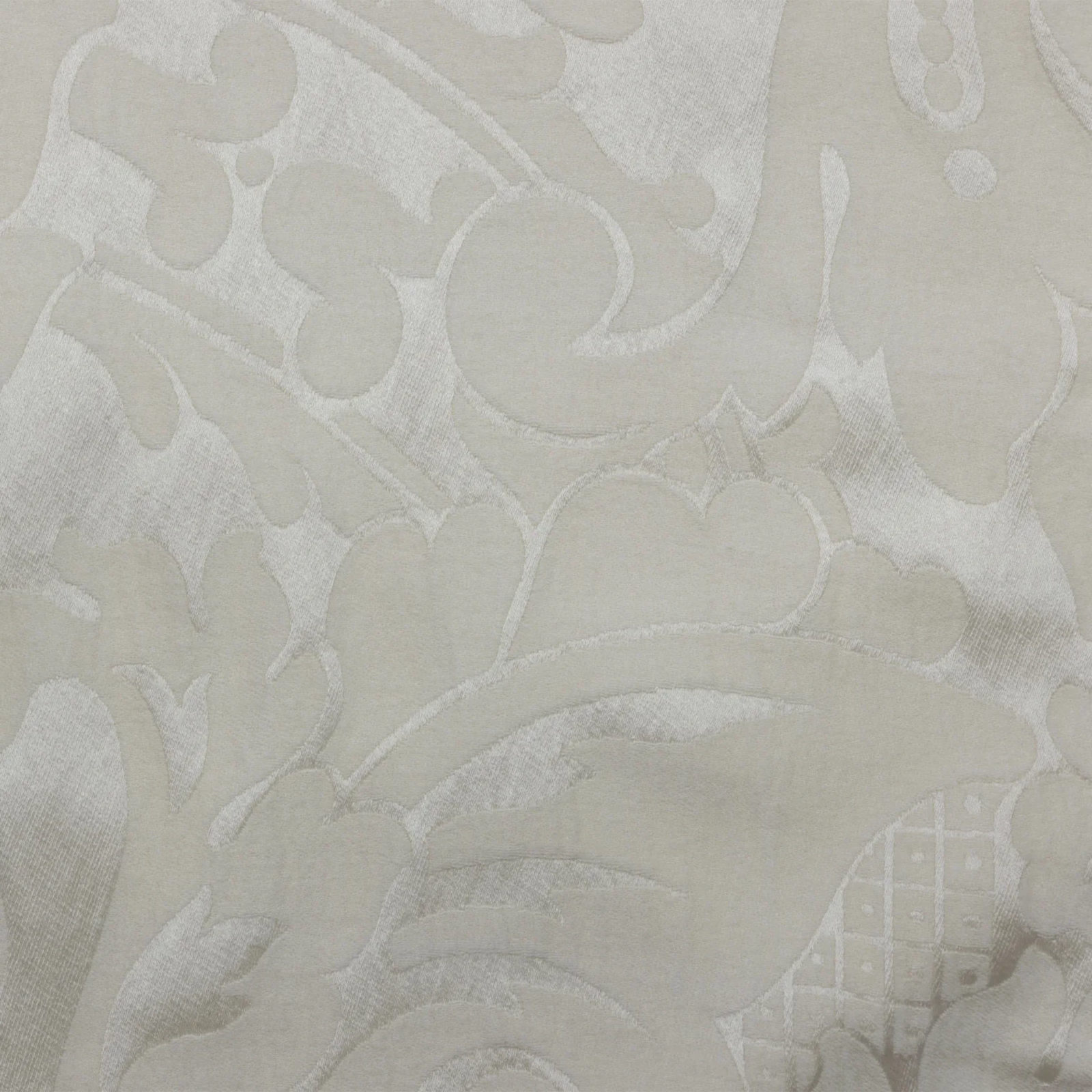 Throw blanket of SDH Venice Cashmere by the Purists on a couch 