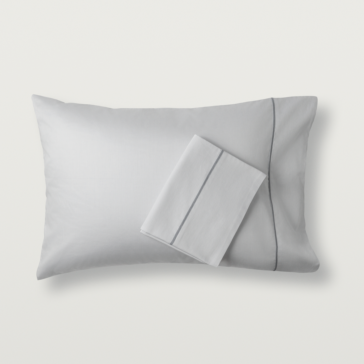 Pillowcase of Scandia Home Alistair Bedding in Shadow color