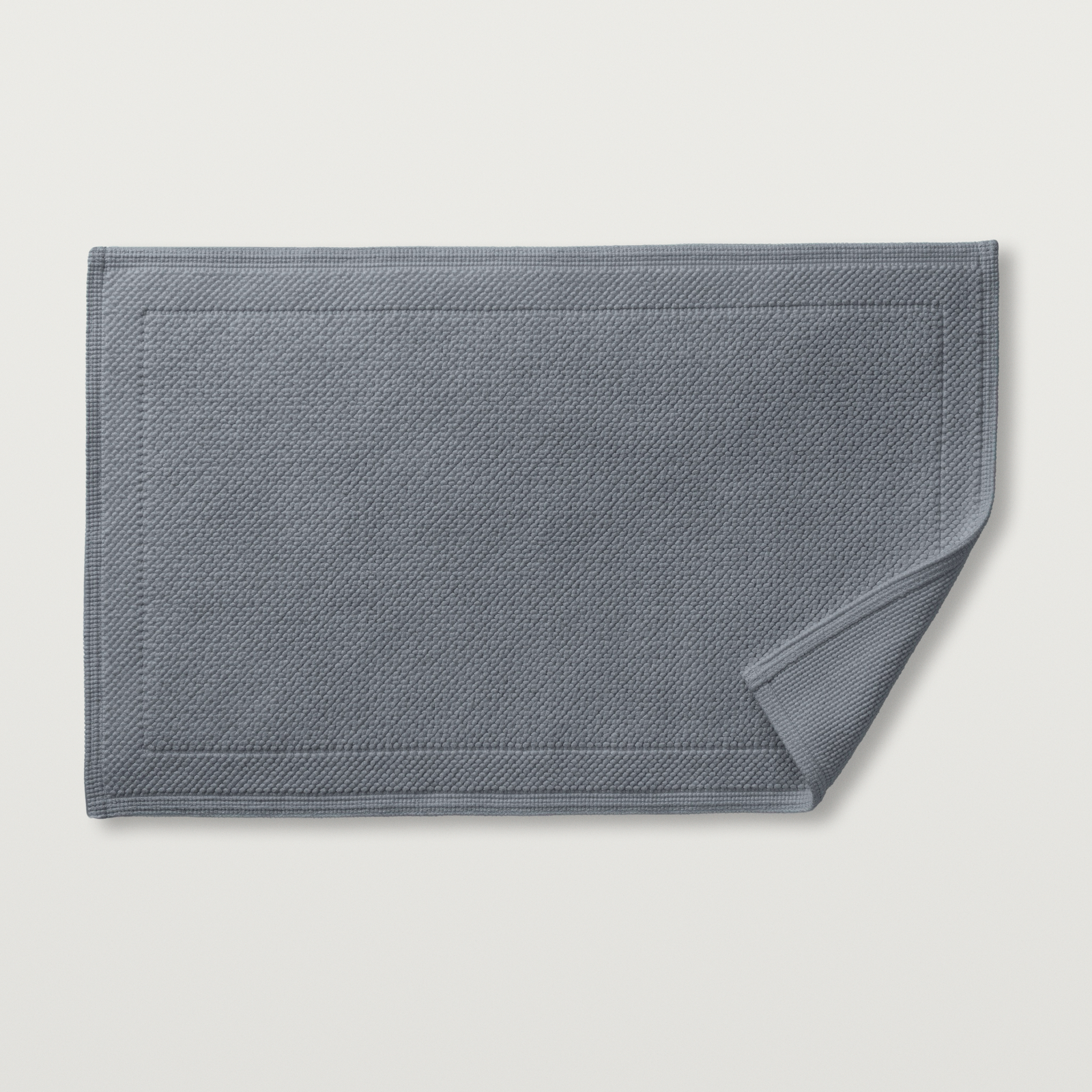 Scandia Home Cosima Bath Rug in Alloy color