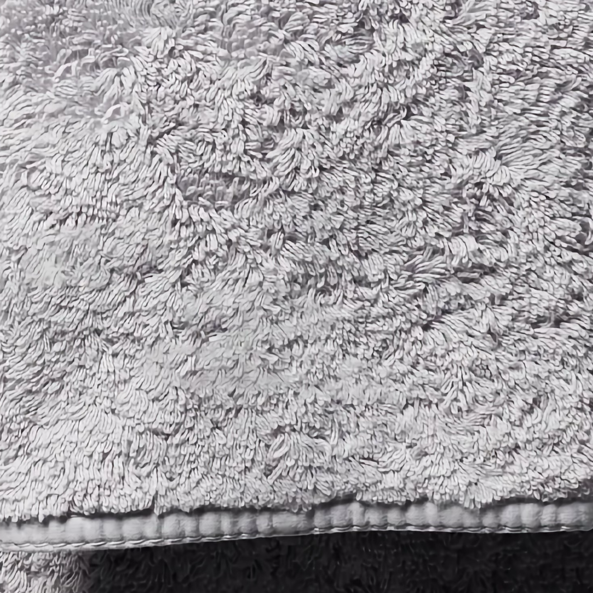 Fabric Closeup of Scandia Home Indulgence Towels in Silver