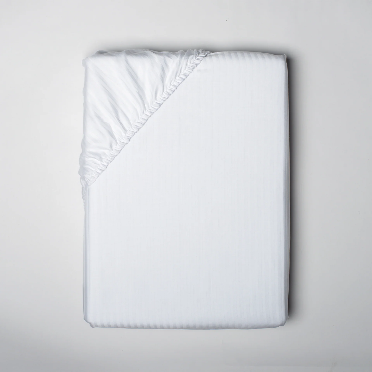 Fitted Sheet of White Scandia Home Savoia Bedding Collection