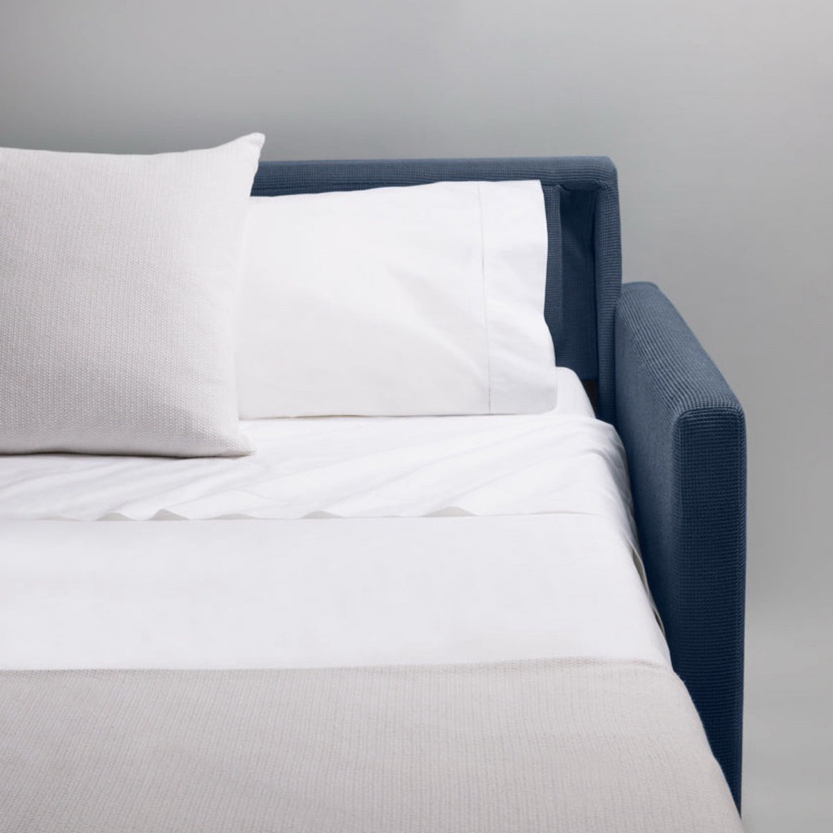 Sferra Comfort Sleeper Bedding in White