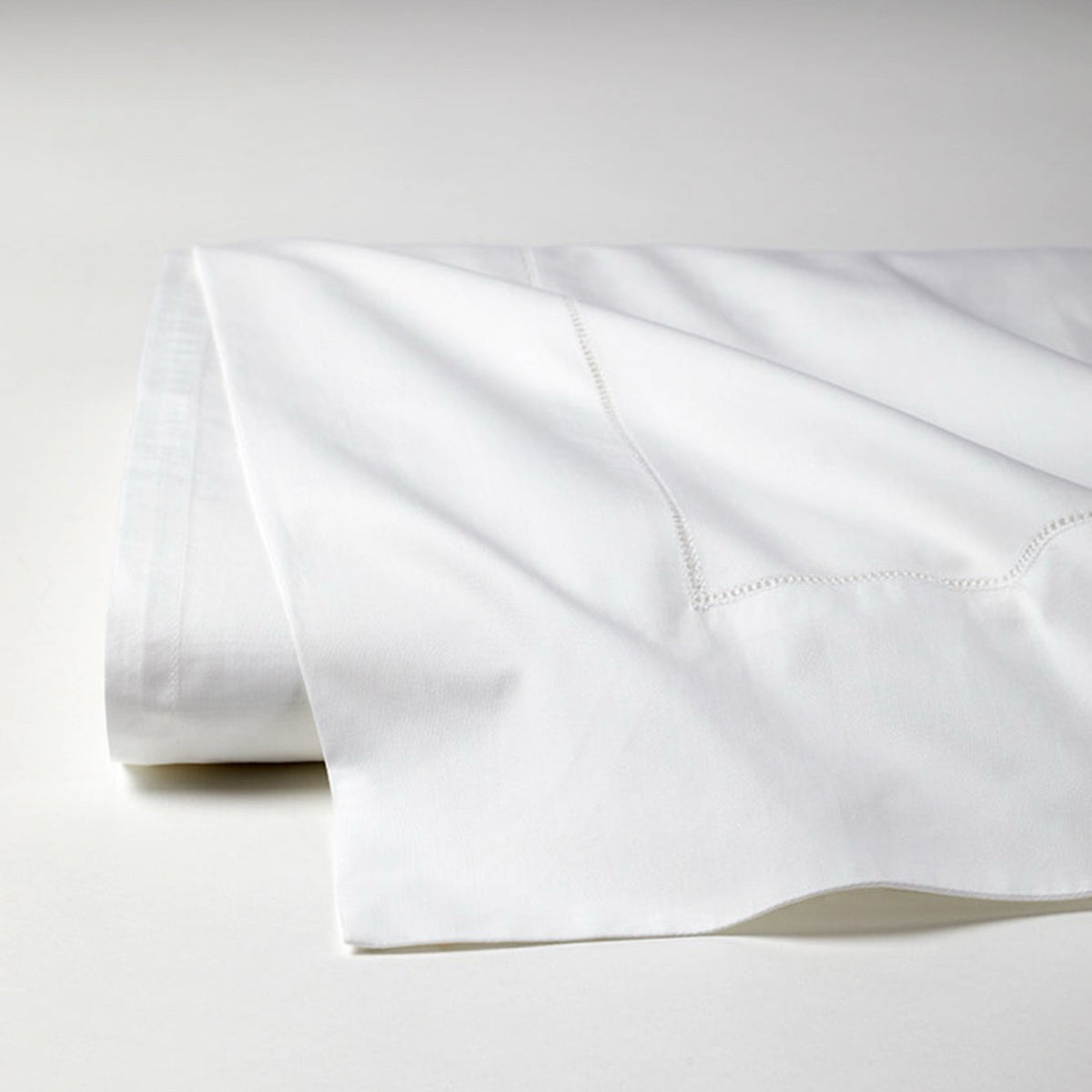 Flat Sheet of Sferra Comfort Sleeper Bedding in White