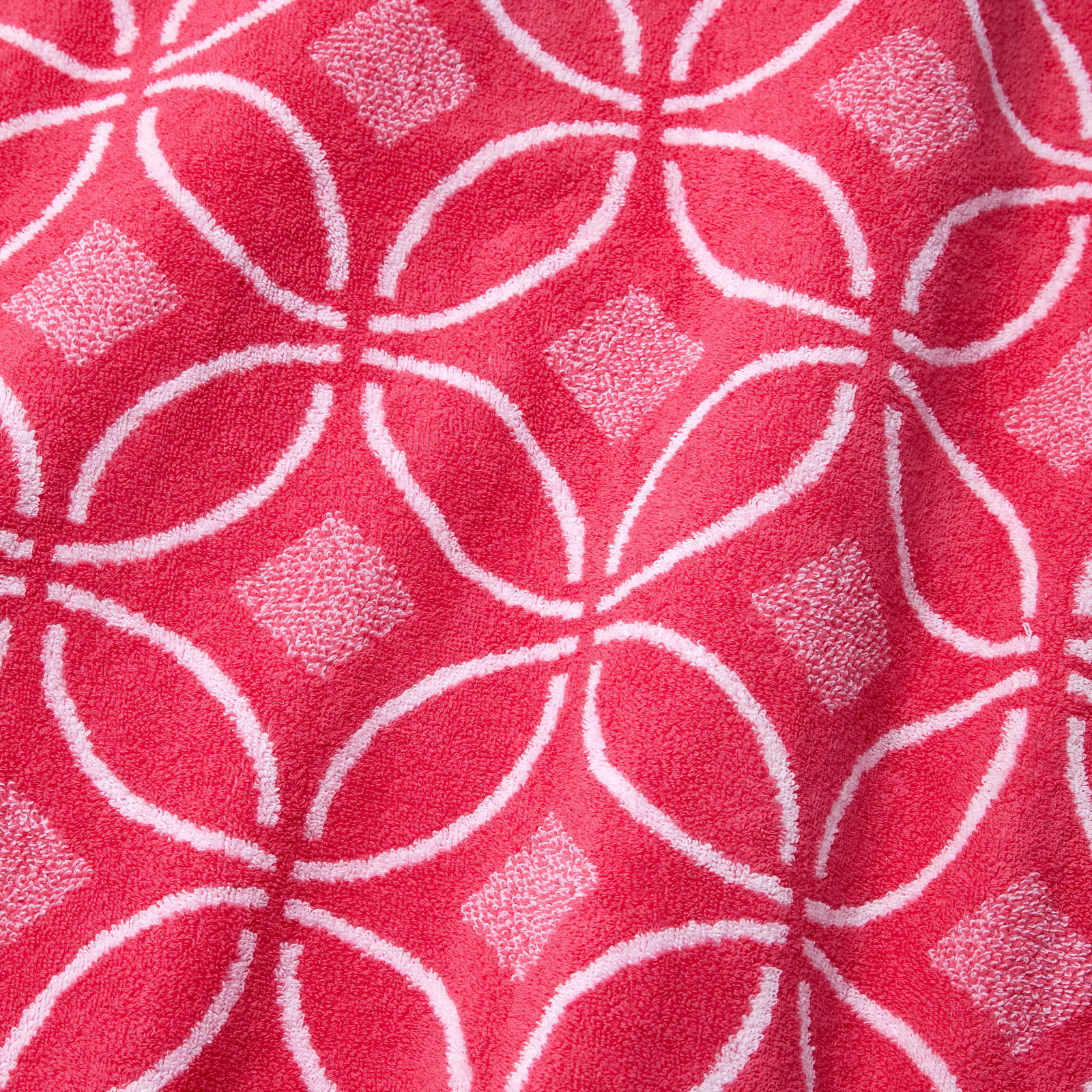 Sferra Anacapri Beach Towels in Both Colors