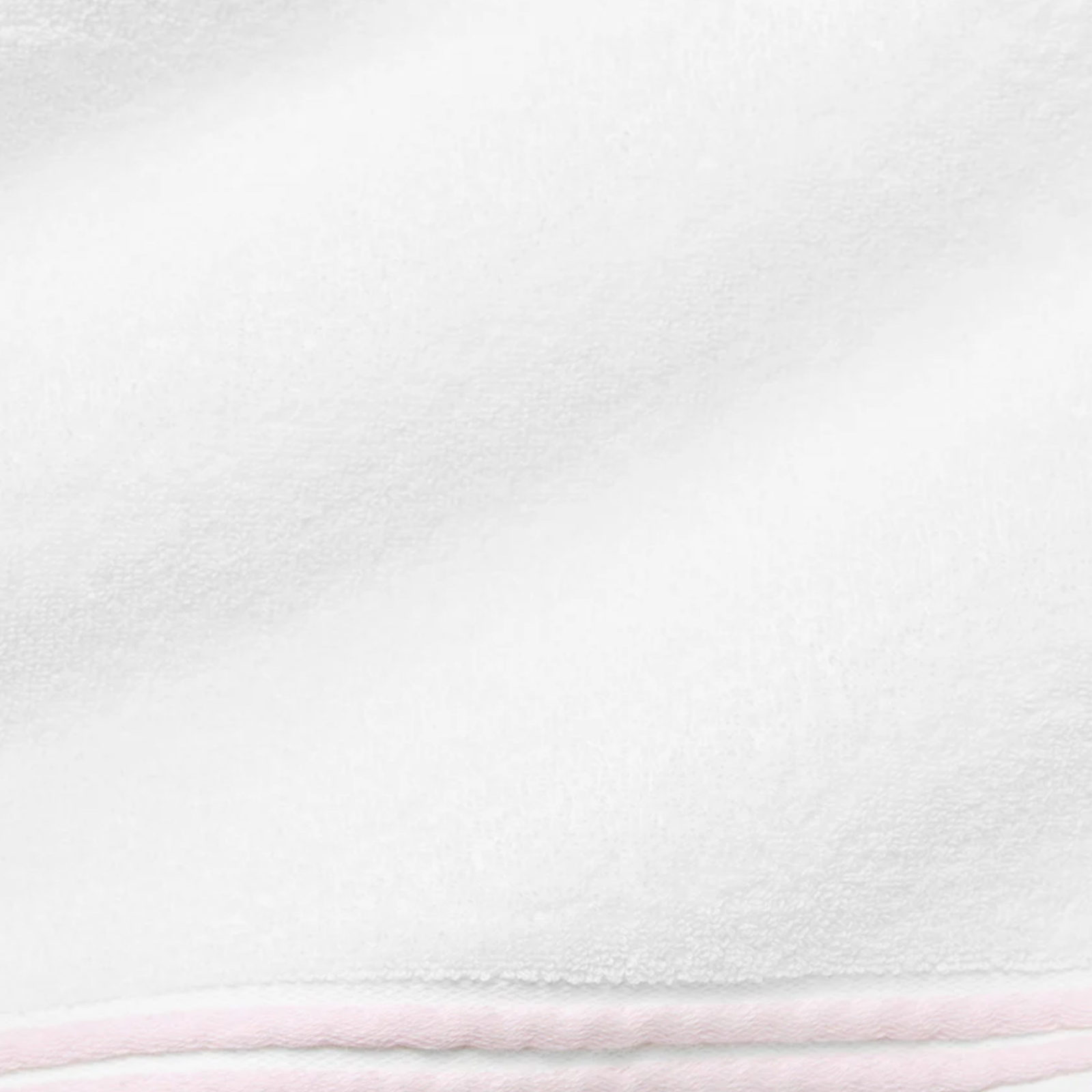 Silo of Sferra Aura Nuova Bath Sheet in White and Pink