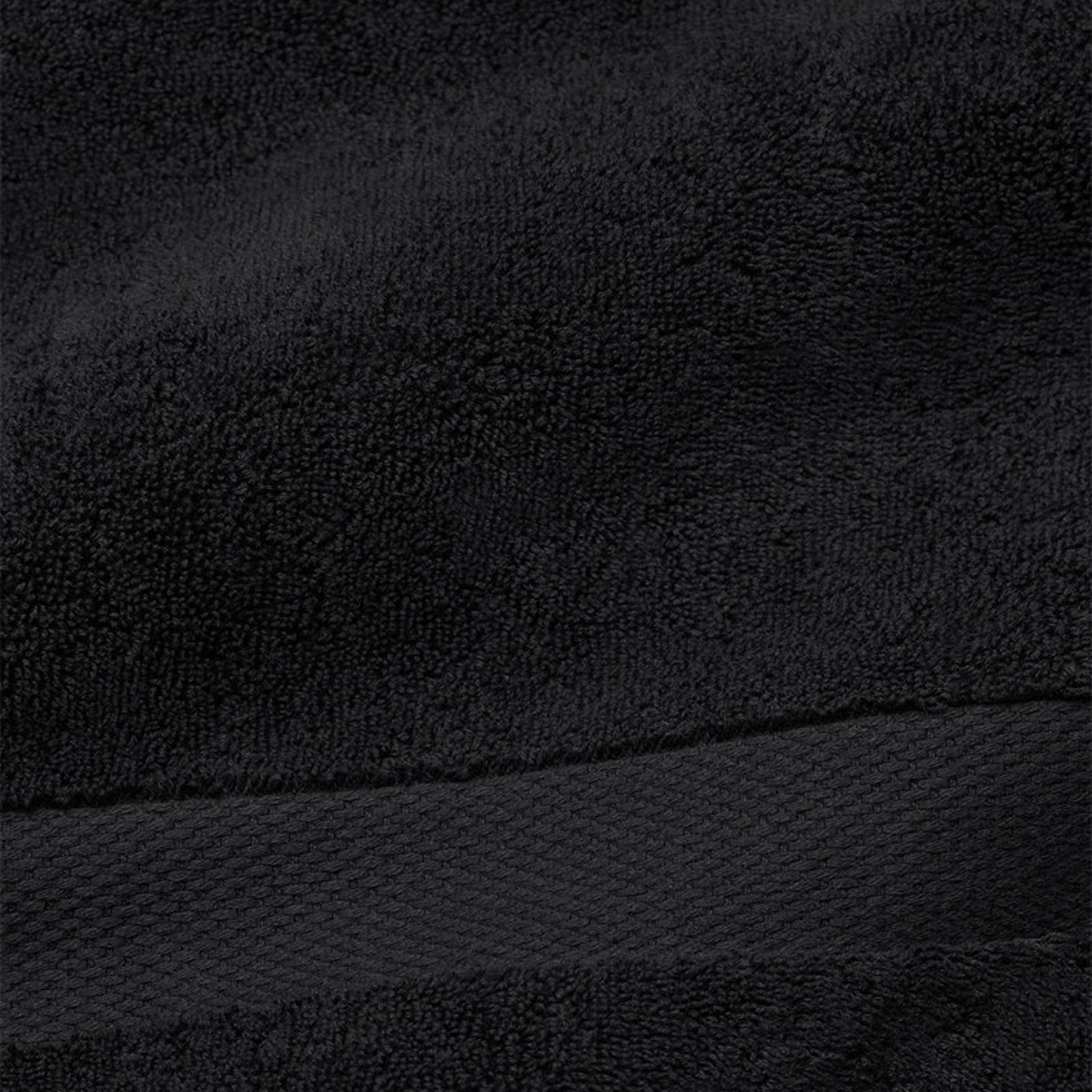 Silo of Sferra Bello Nuovo Bath Sheet in Black