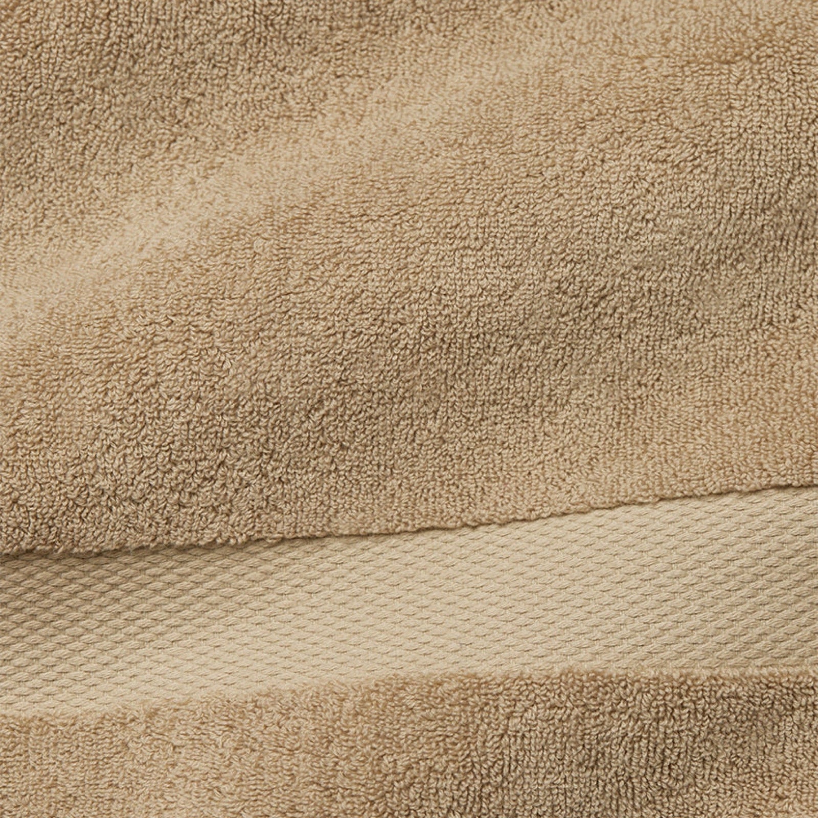 Silo of Sferra Bello Nuovo Bath Sheet in Sand