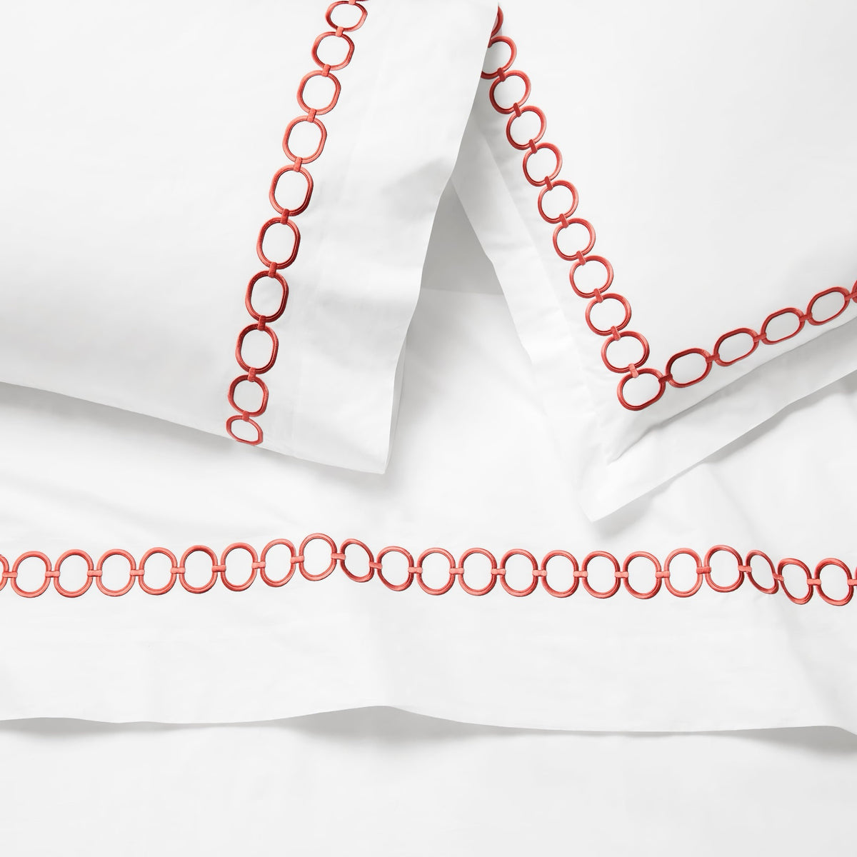 Detailed view of Sferra Catena Bedding in White/Persimmon