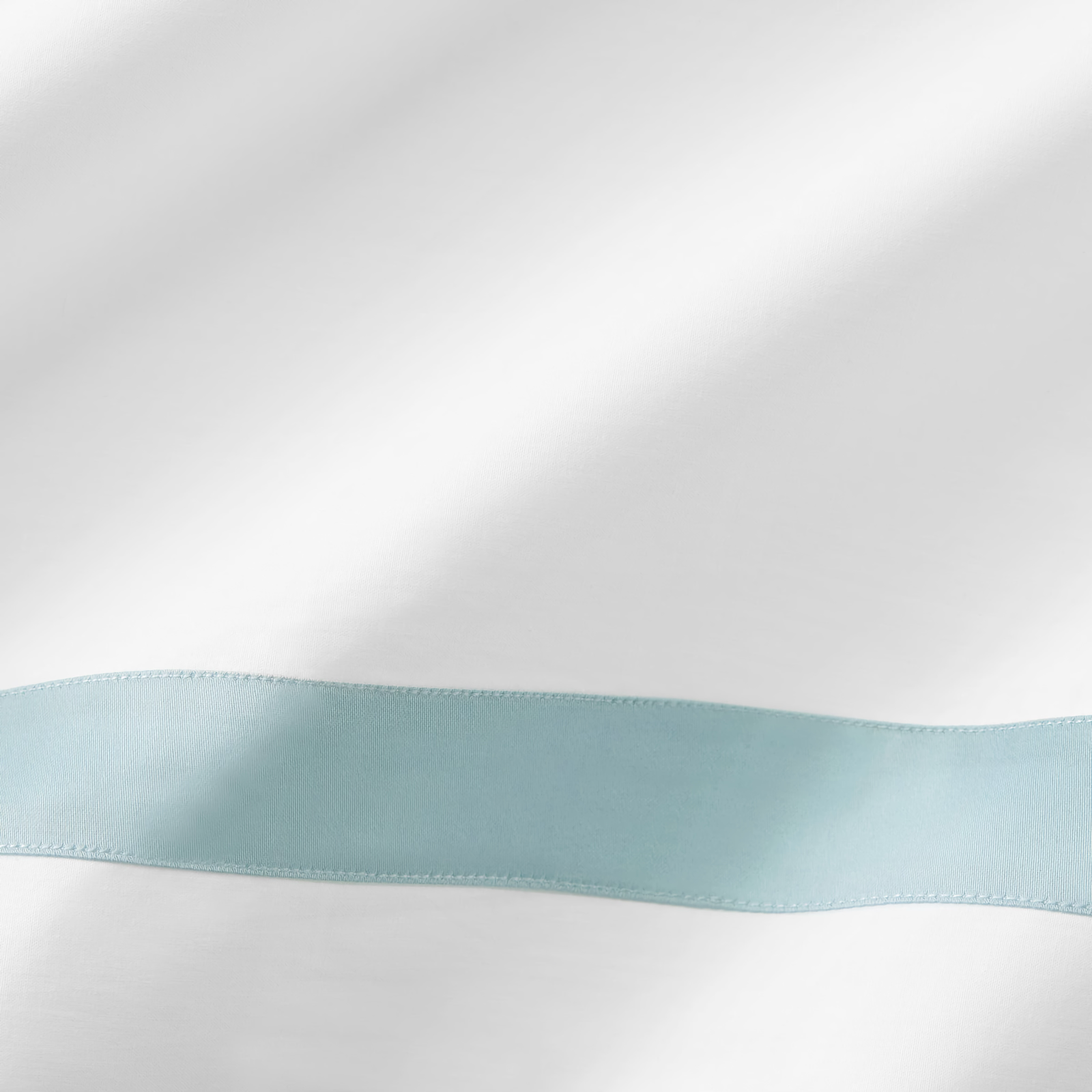 Sferra Estate Bedding with White and Poolside Swatch