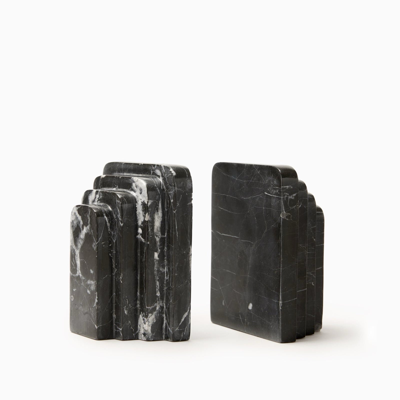 Angled View of Sferra Fermalibri Marble Bookends in black