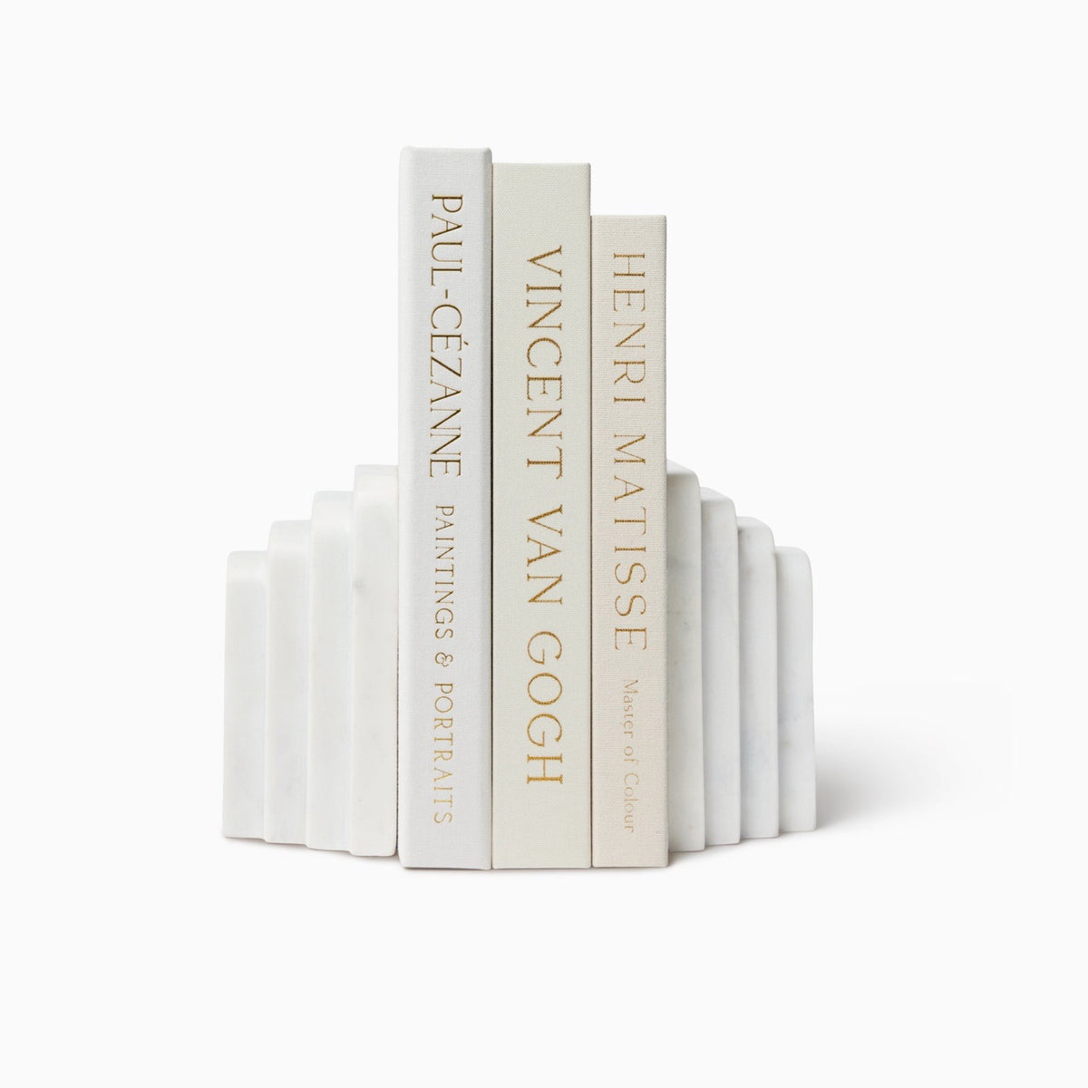 Sferra Fermalibri Marble Bookends in white with books