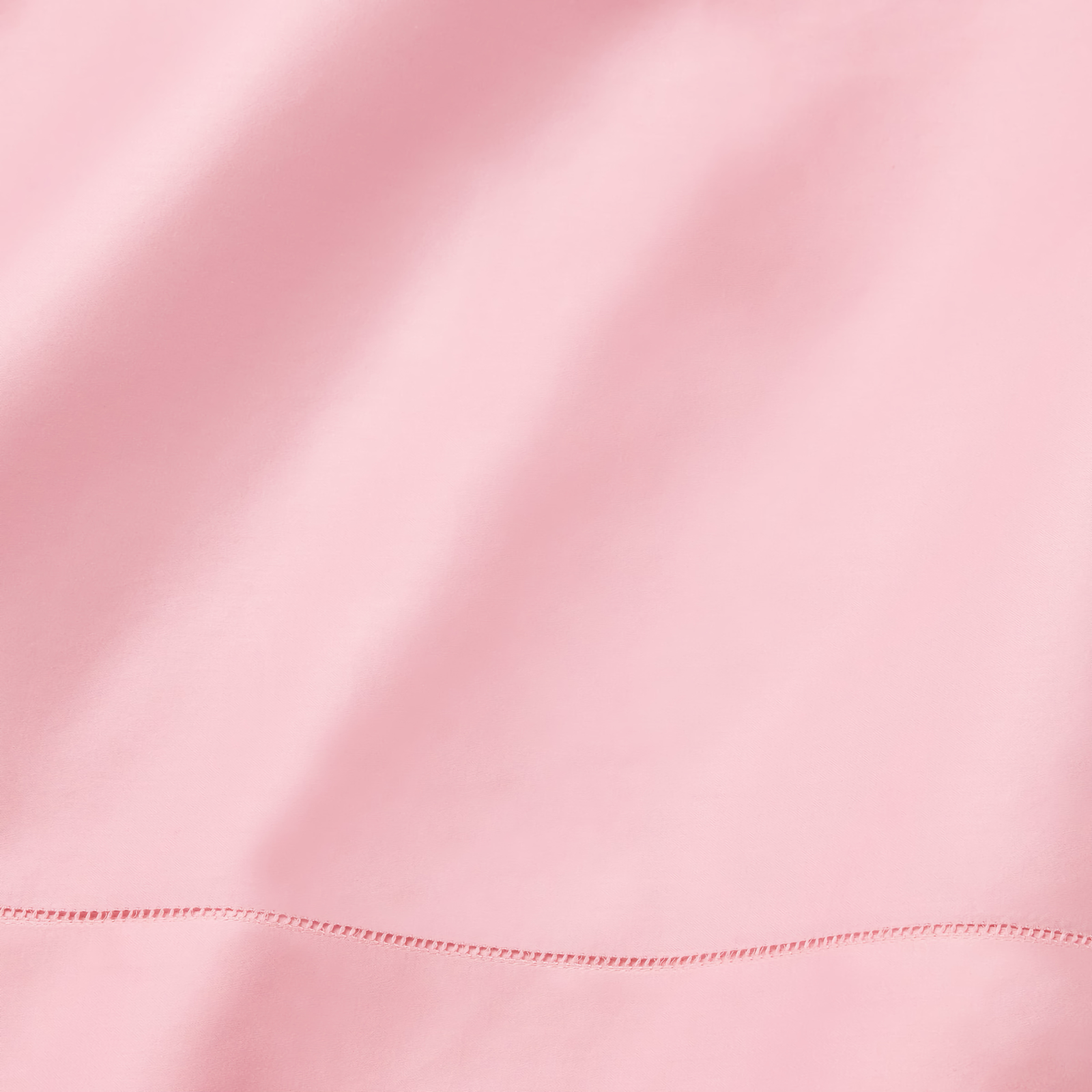 Sferra Fiona Bedding with Carnation Swatch