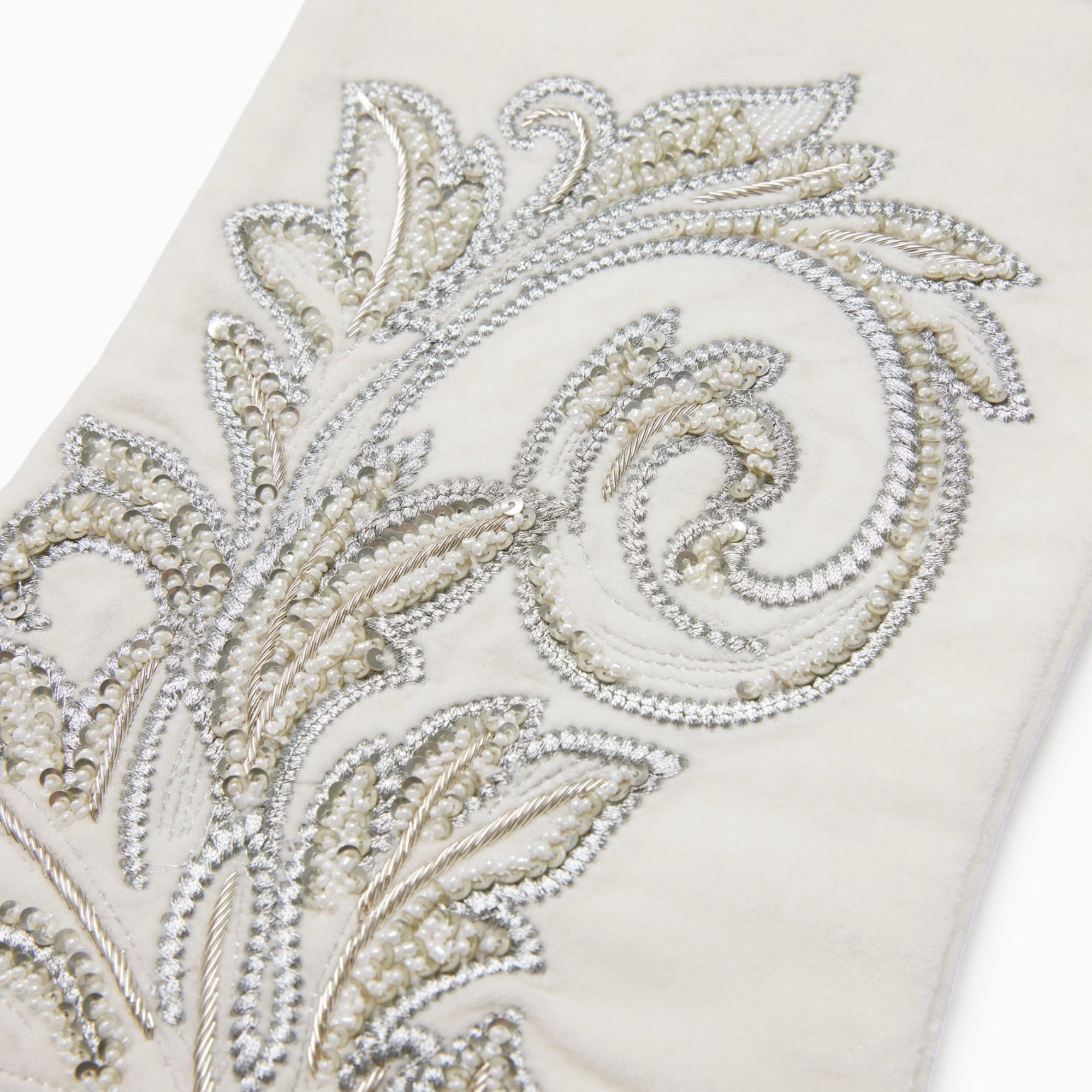 Sferra Frosty Holiday Stocking in Ivory and Silver