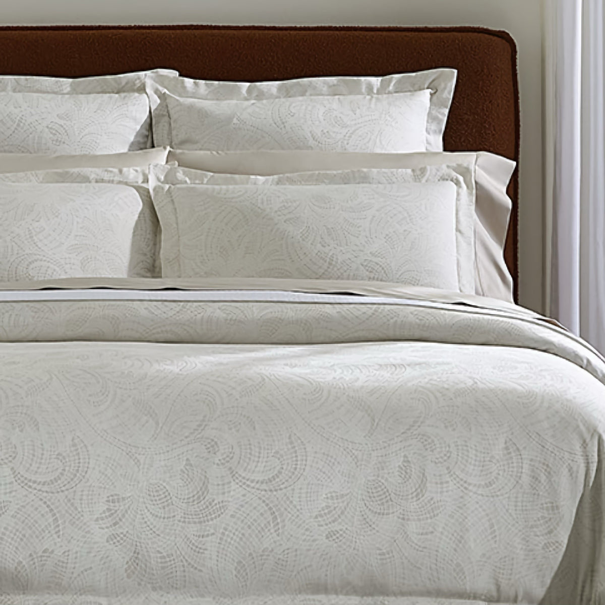 Closeup of Sferra Leonessa Duvet Cover and Shams