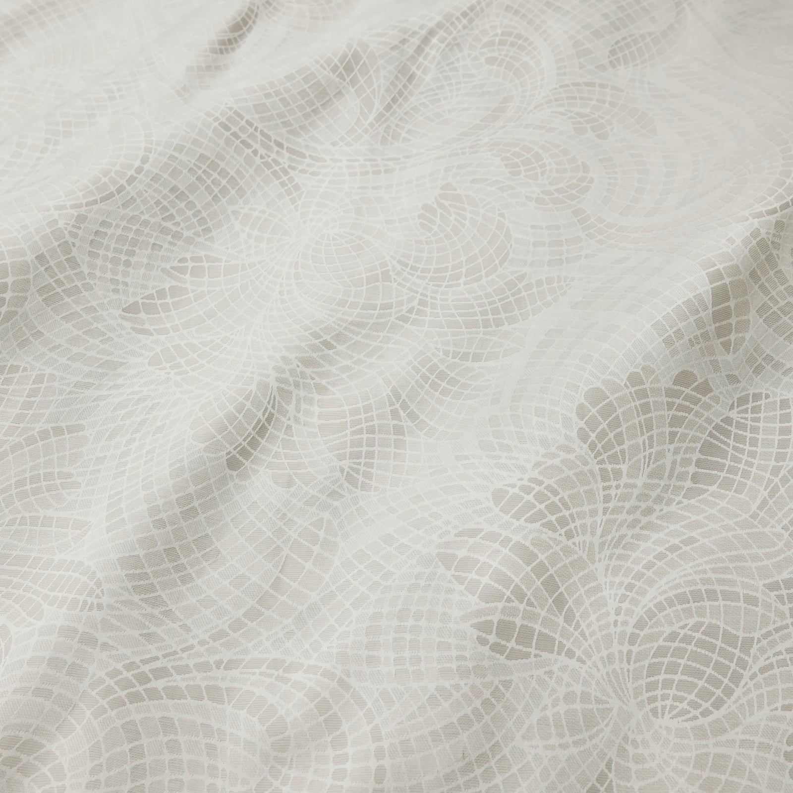 Leonessa collection pairs well with Giotto grey fitted sheet, flat sheet and pillowcases, Bari white coverlet, Umbria oyster/grey decorative pillow and Bristol grey decorative throw.