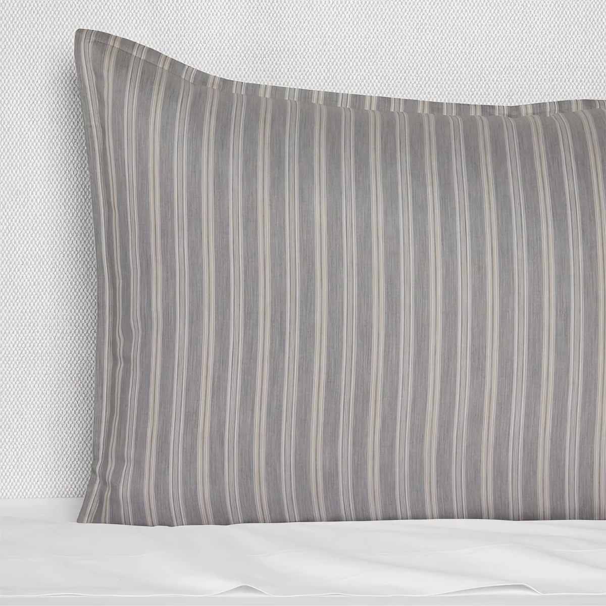 Sham Corner of Sferra Leranto Bedding in Color Titanium