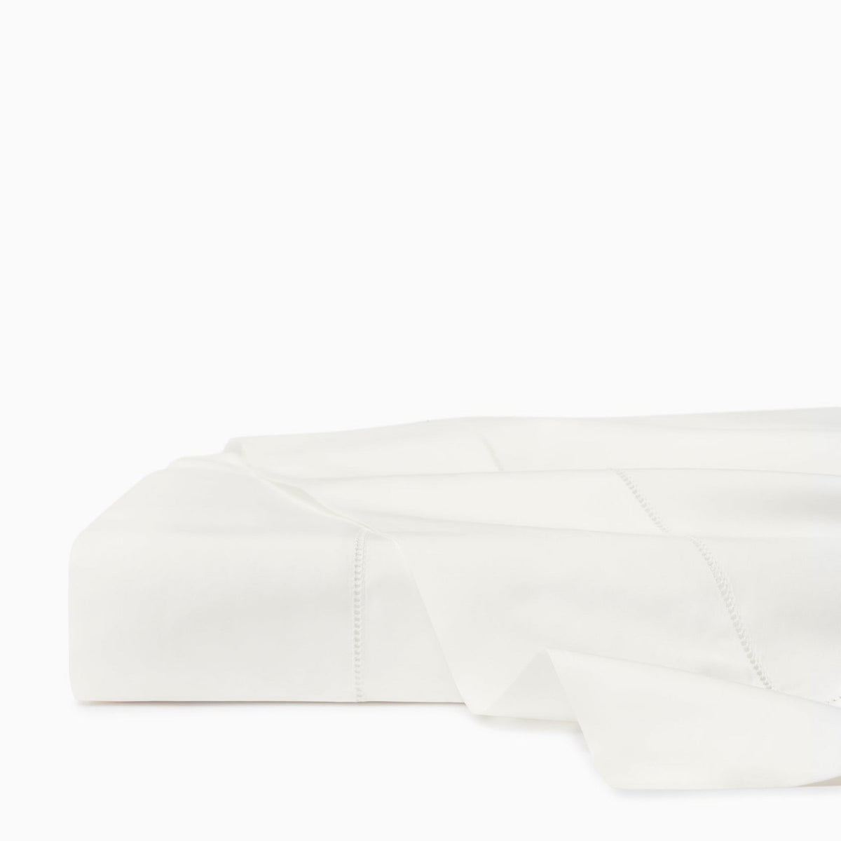 Flat Sheet of Oyster Sferra Luxor Bedding