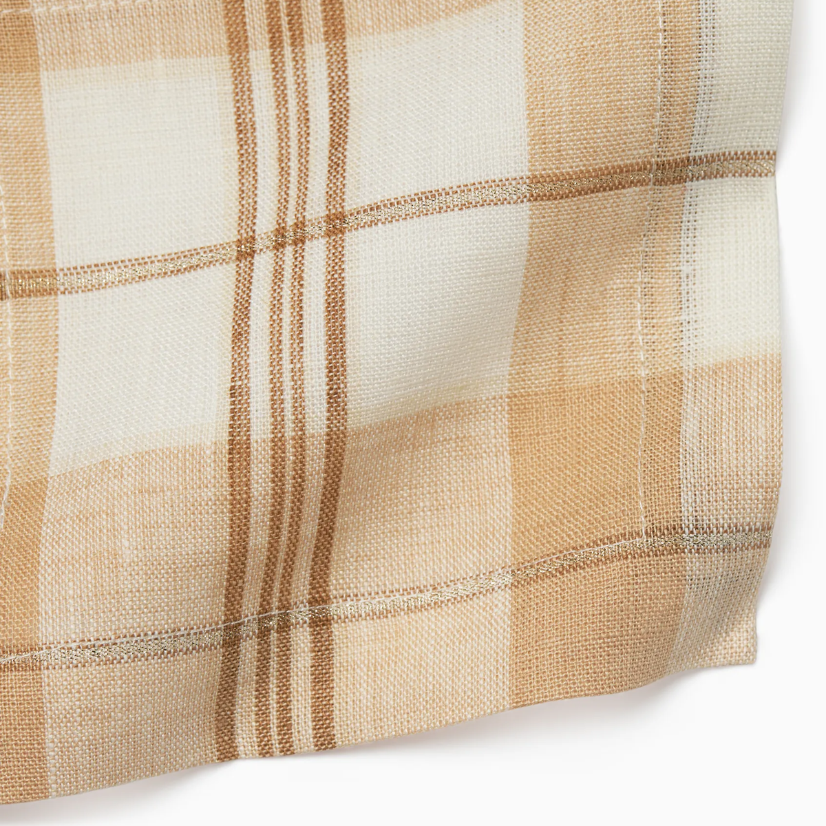 Plaid Pattern of Sferra Masseria Table Linens in Almond and Oyster colors