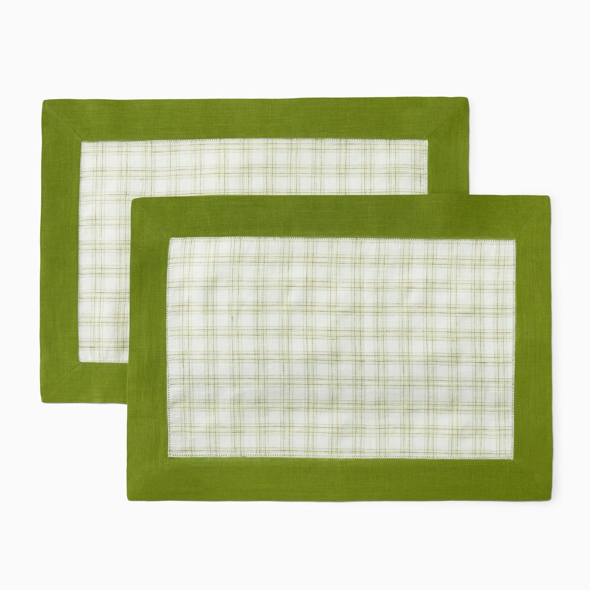 Placemats of Sferra Mikela Table Linens in Color Fern