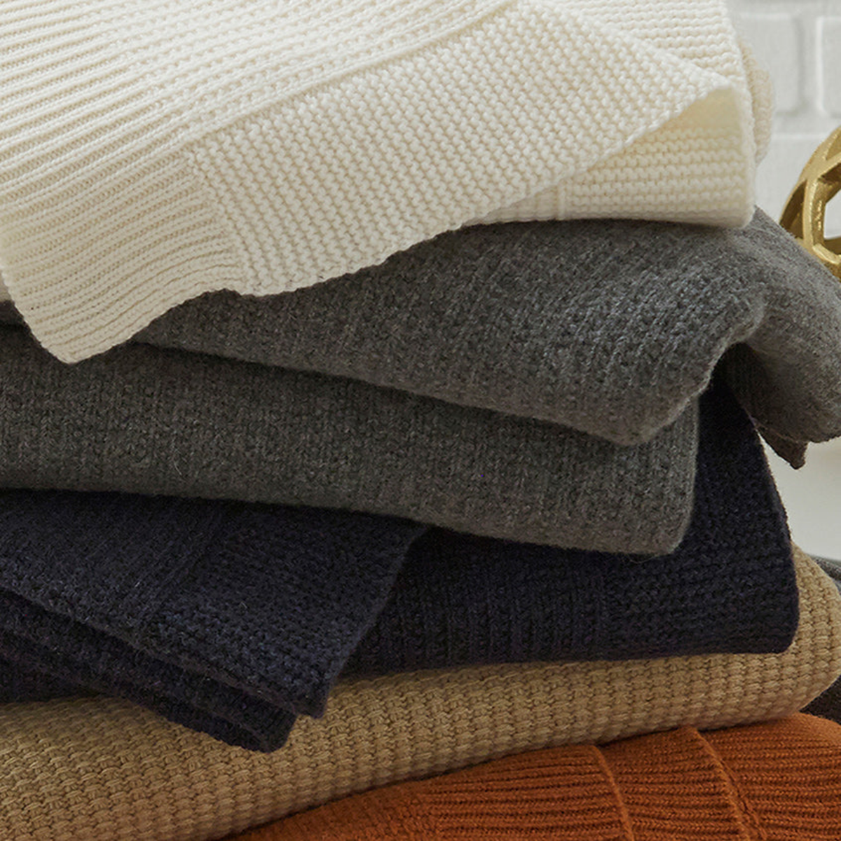 Sferra Pettra Throw Blanket Midnight High End Throw Blankets